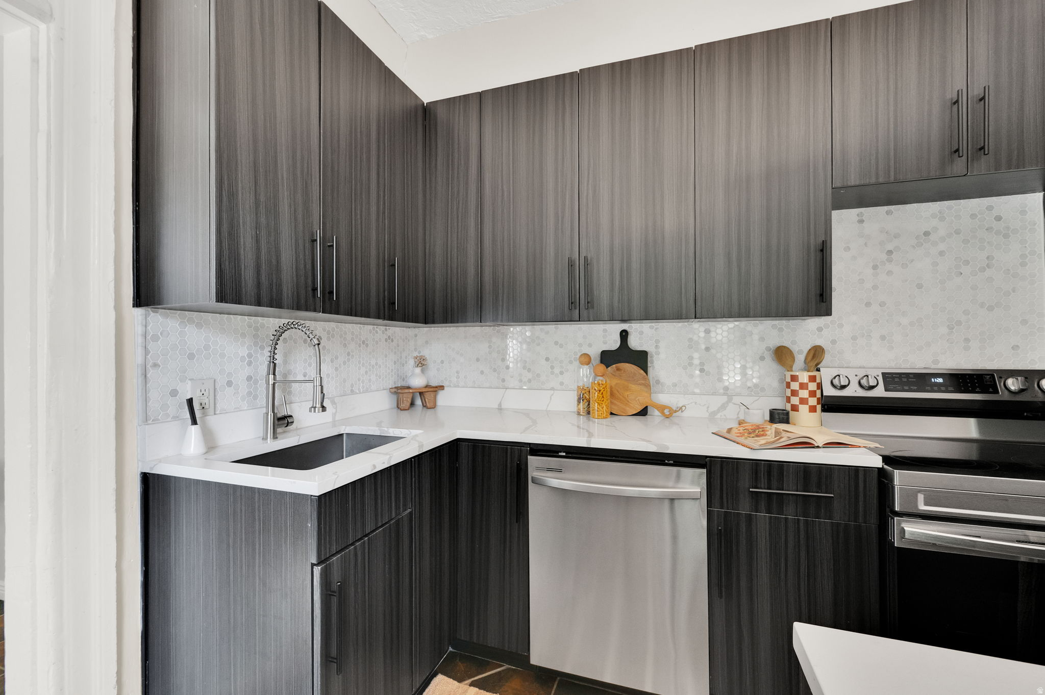 GRANARY CENTRAL 9TH - Residential