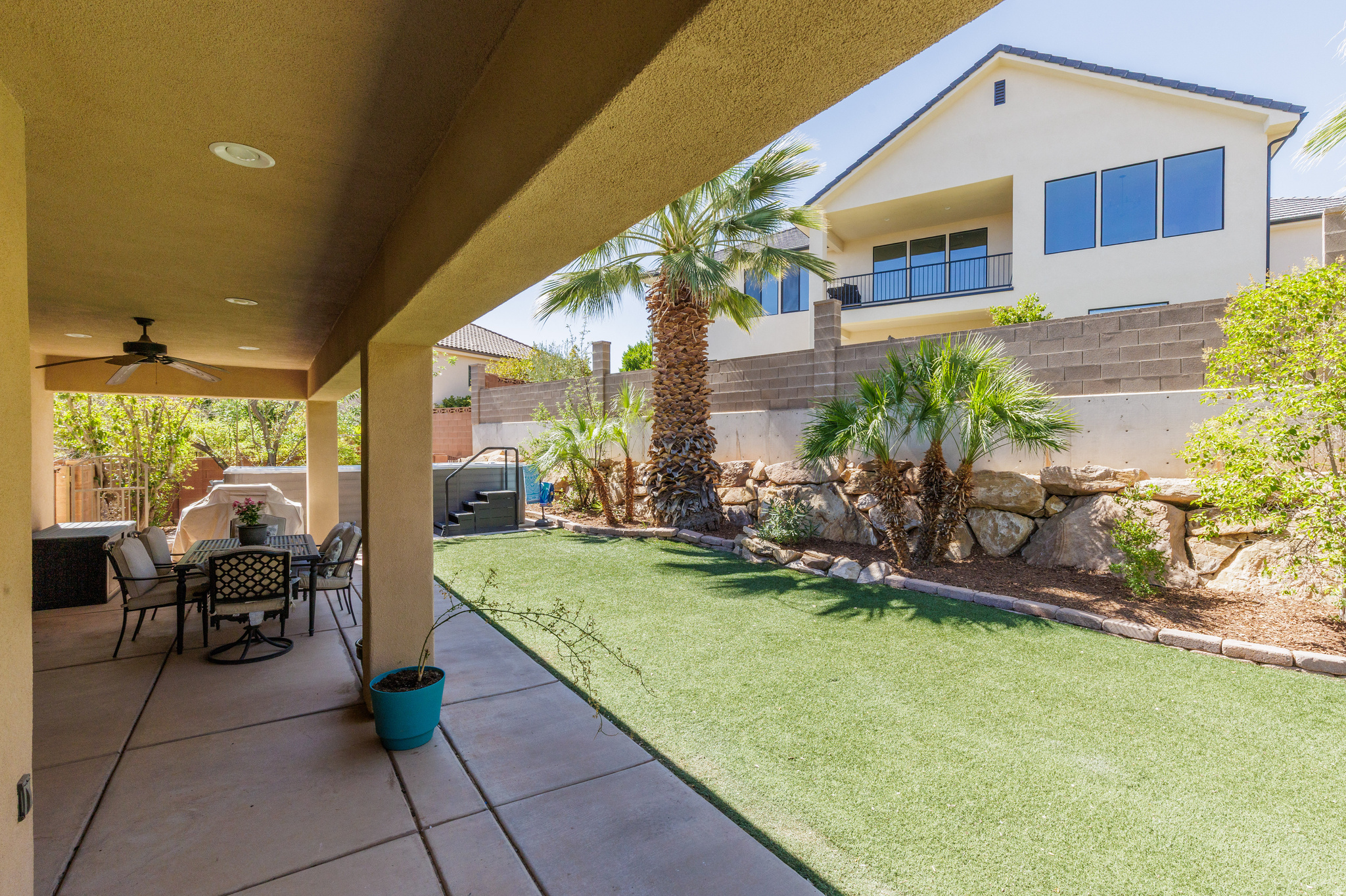 TONAQUINT TERRACE PH 1 - Residential
