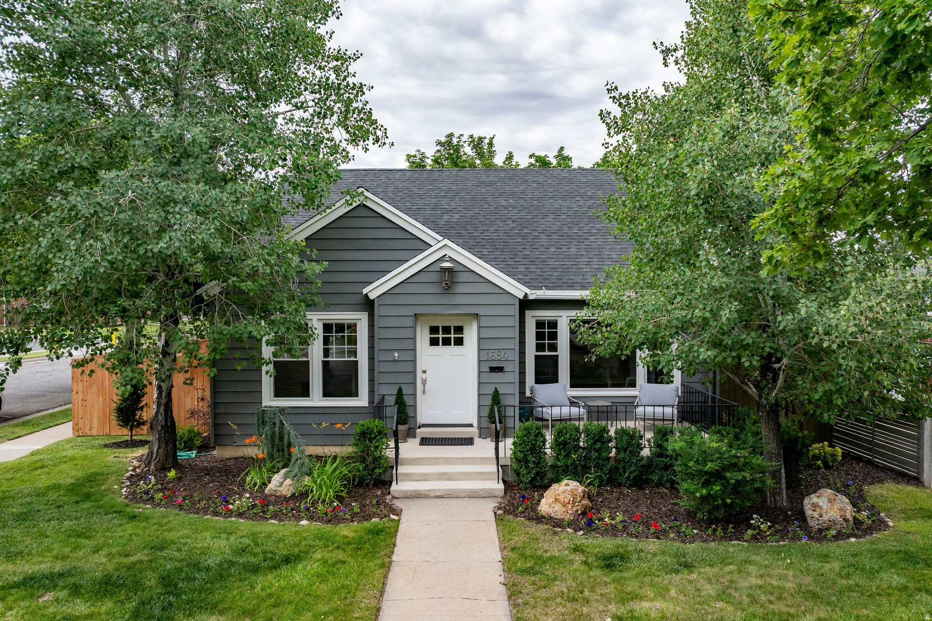 UNIVERSITY HEIGHTS - Residential