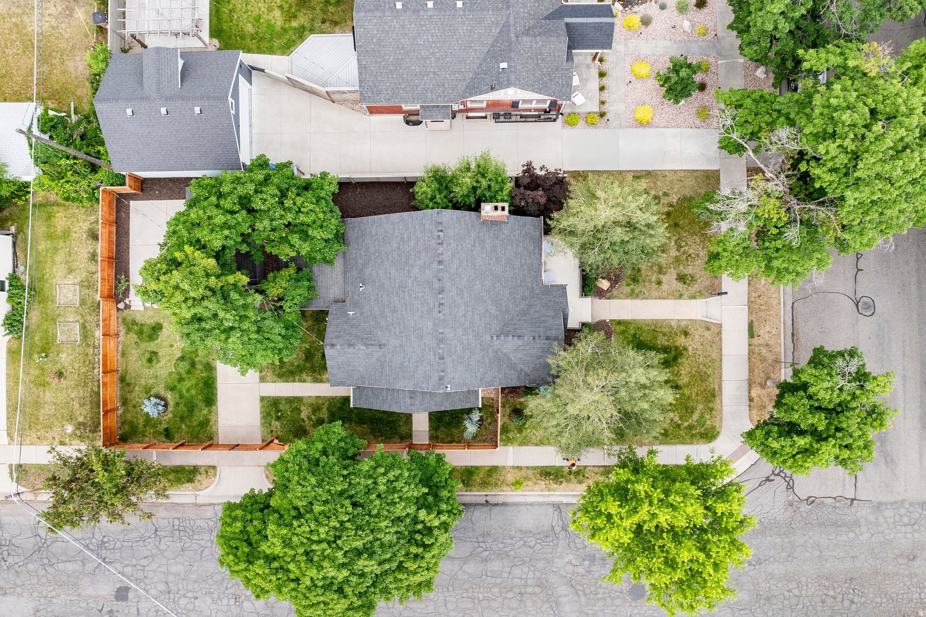 UNIVERSITY HEIGHTS - Residential