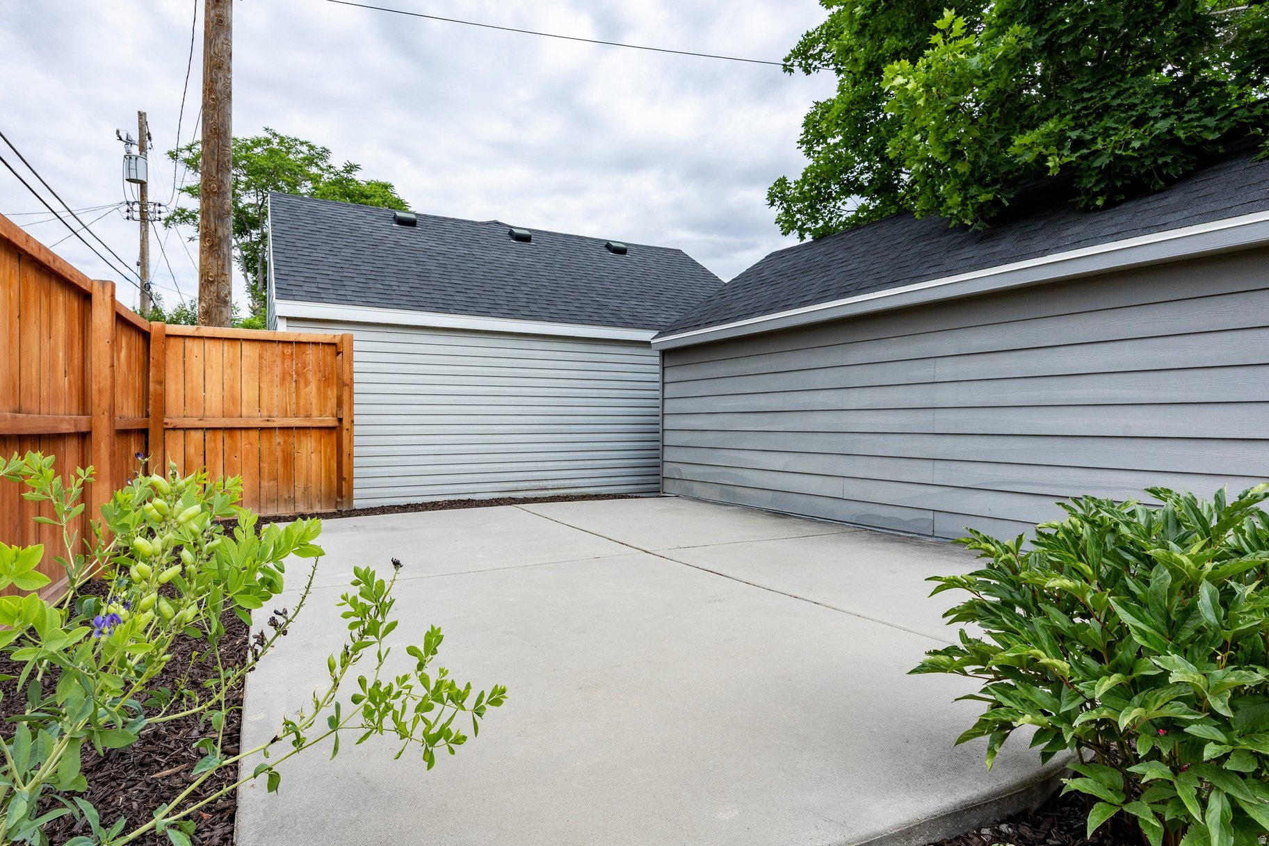 UNIVERSITY HEIGHTS - Residential