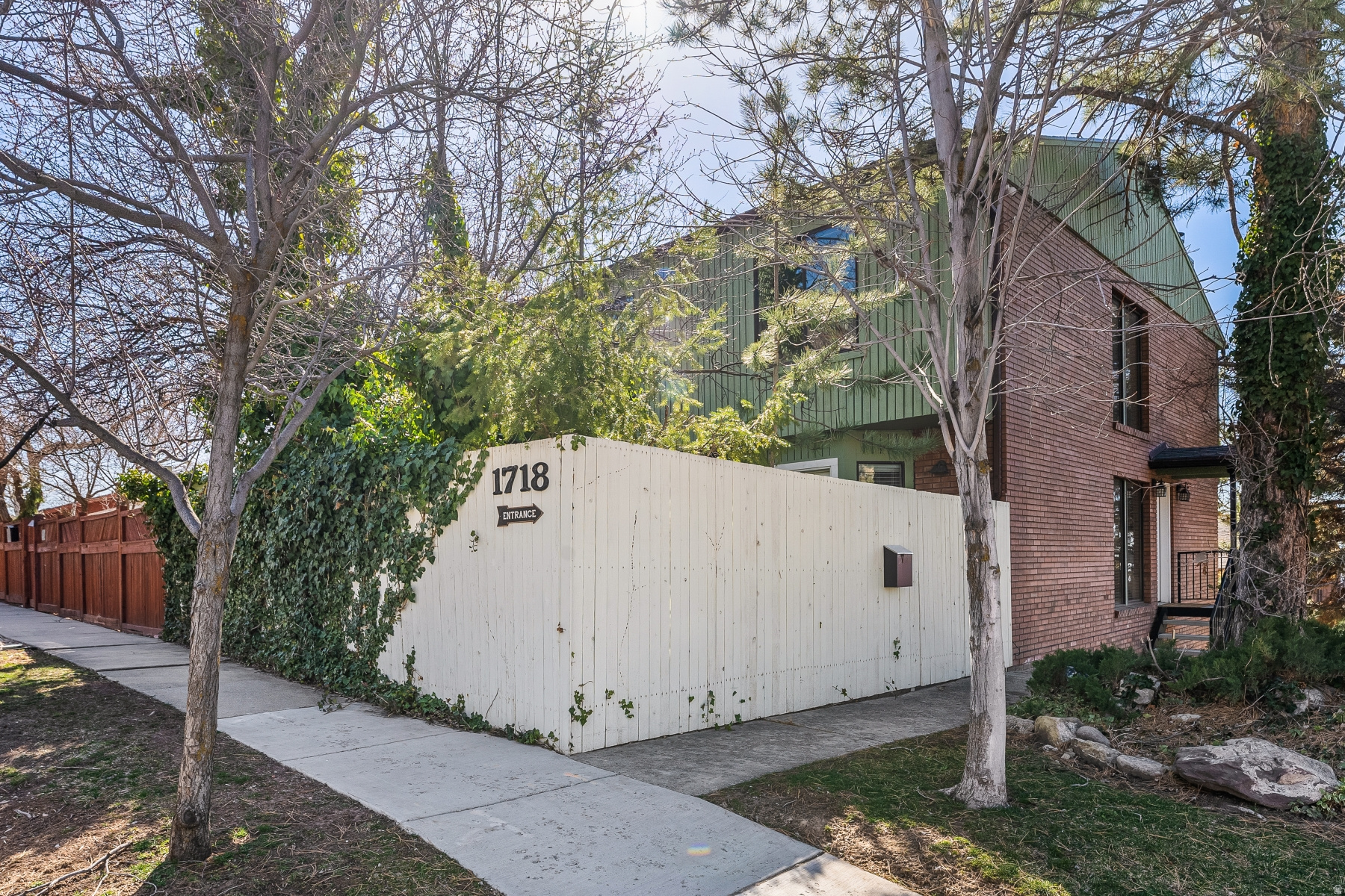 OAK SPRINGS SUB - Residential
