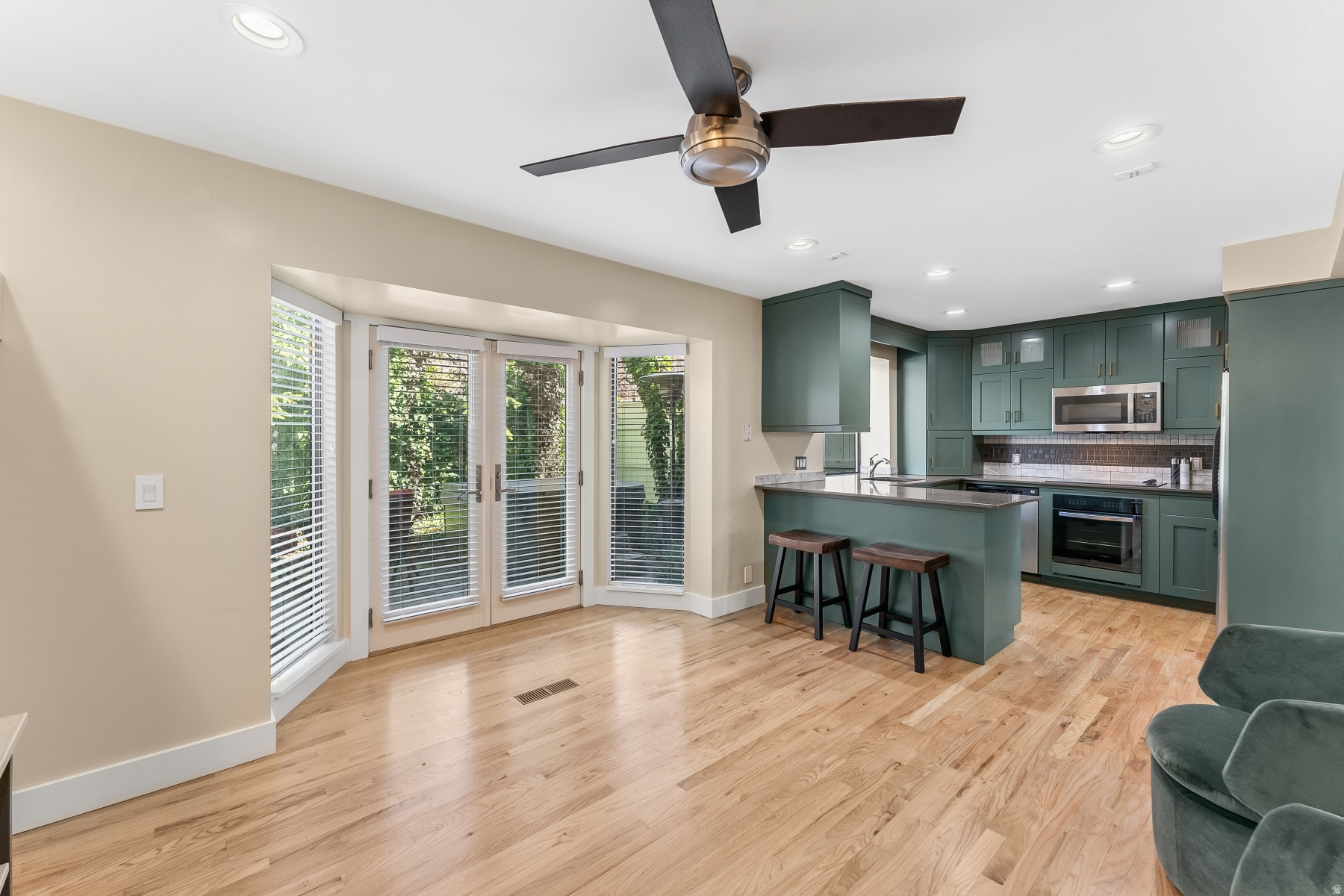 OAK SPRINGS SUB - Residential