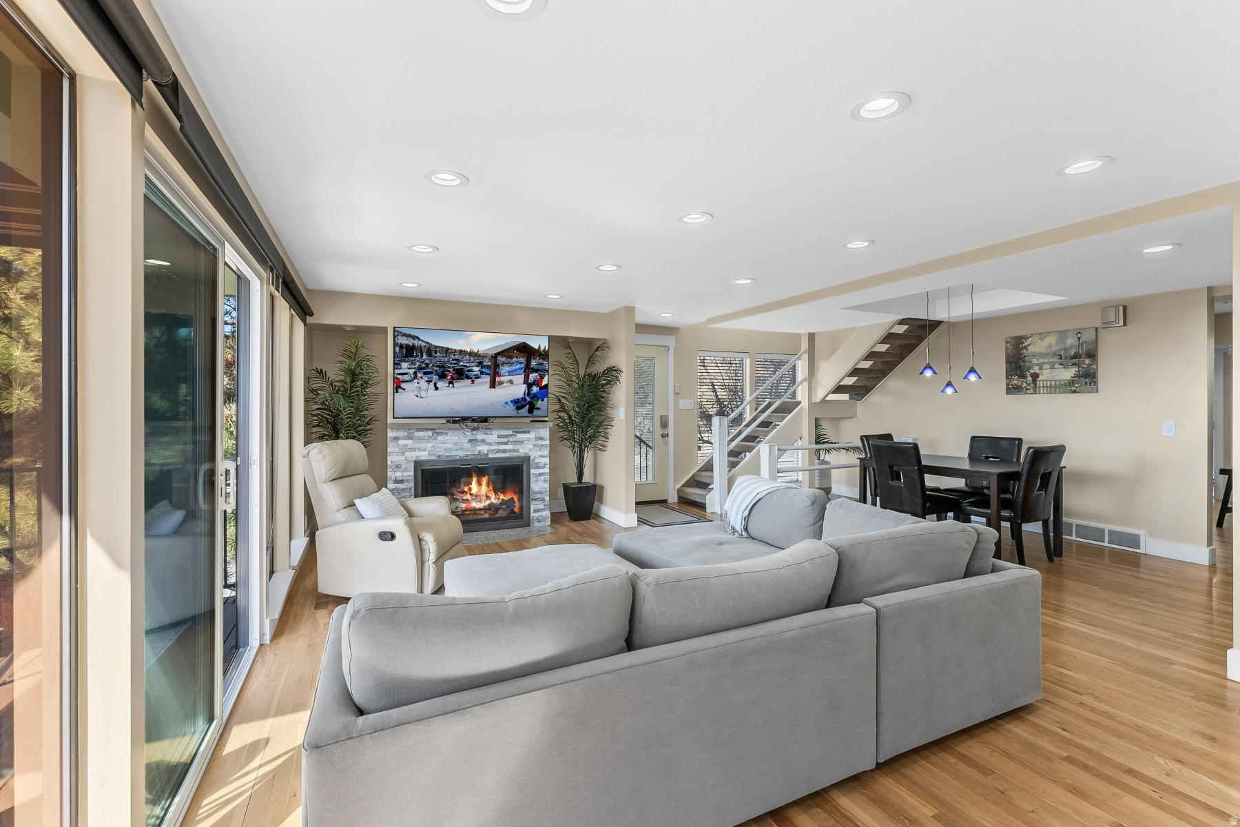 OAK SPRINGS SUB - Residential