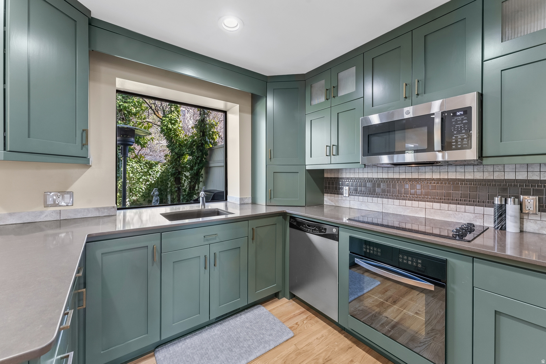 OAK SPRINGS SUB - Residential