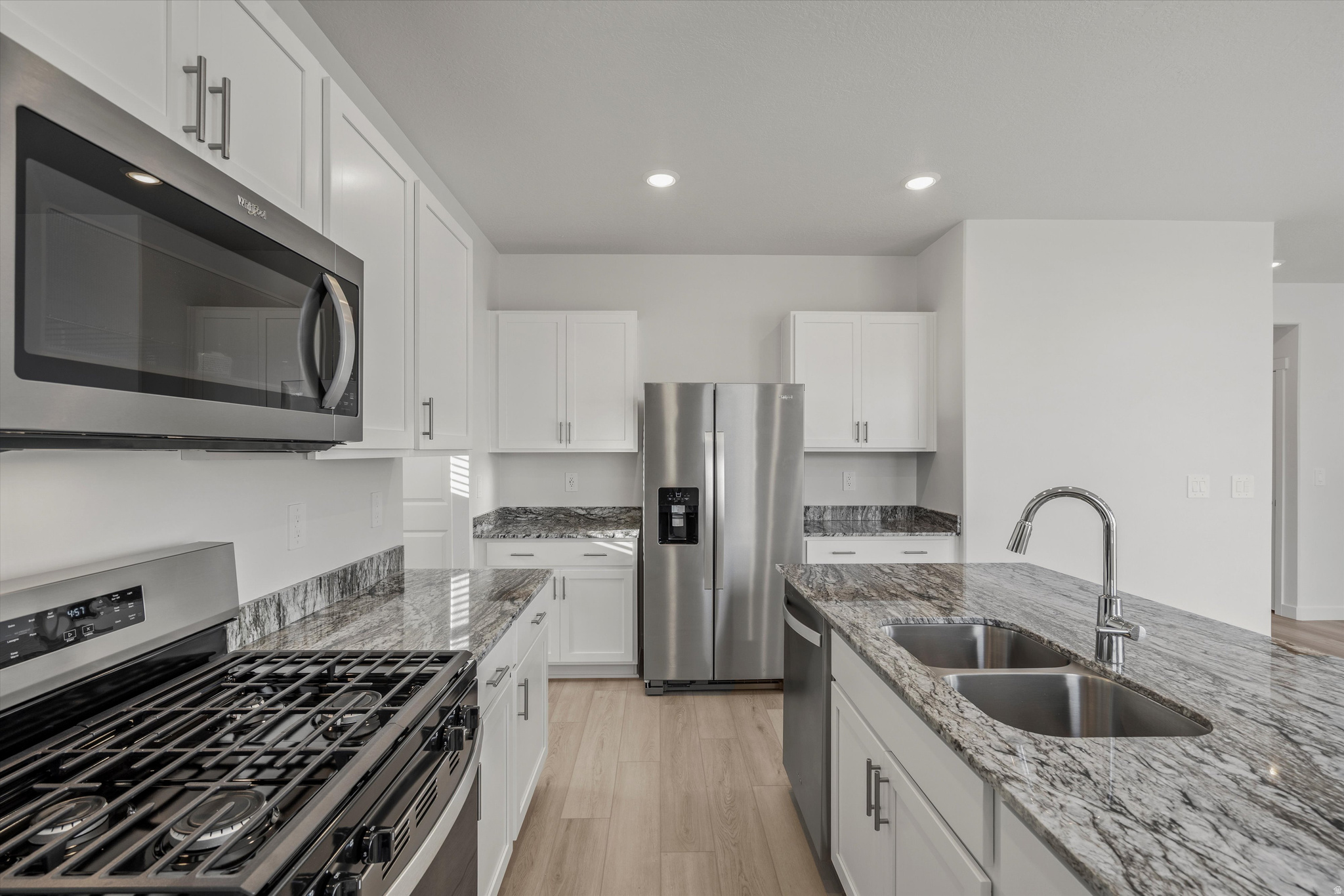 STRATTON ACRES - Residential