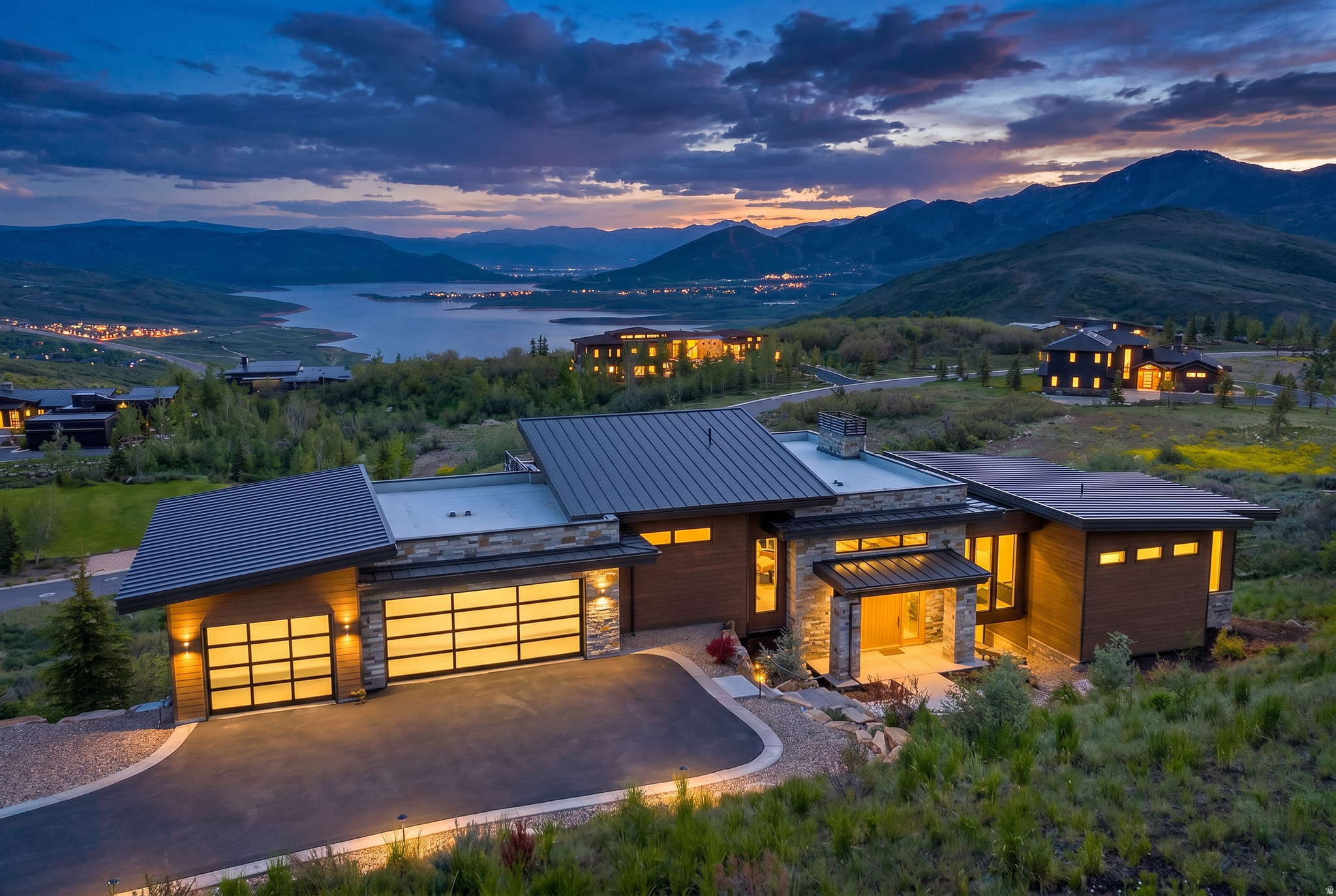 DEER VISTA - Residential