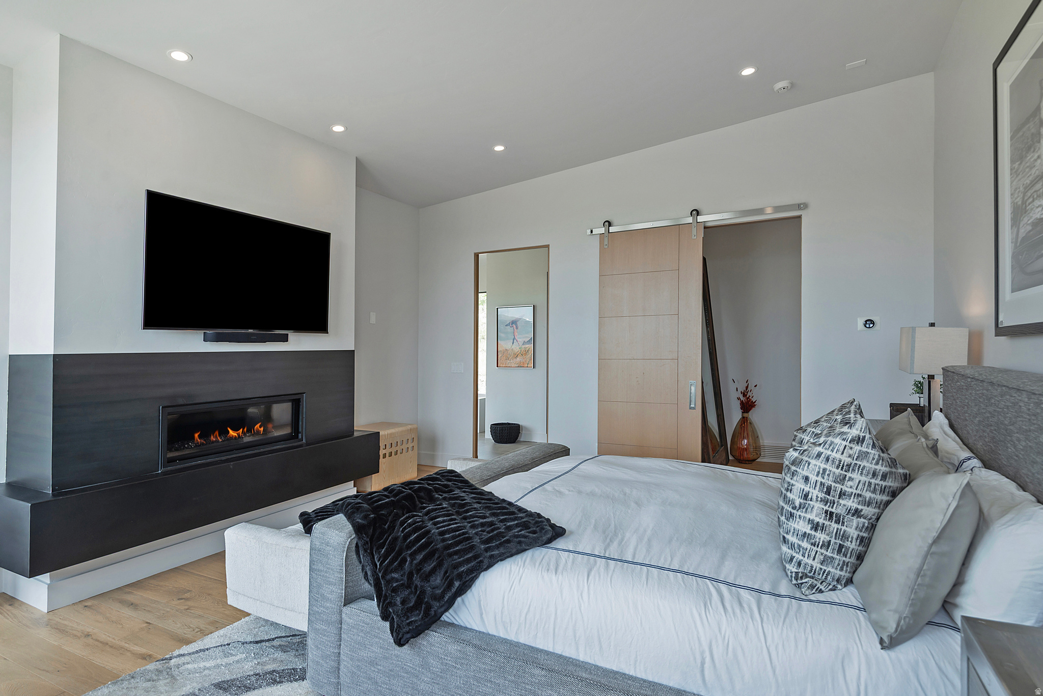 DEER VISTA - Residential