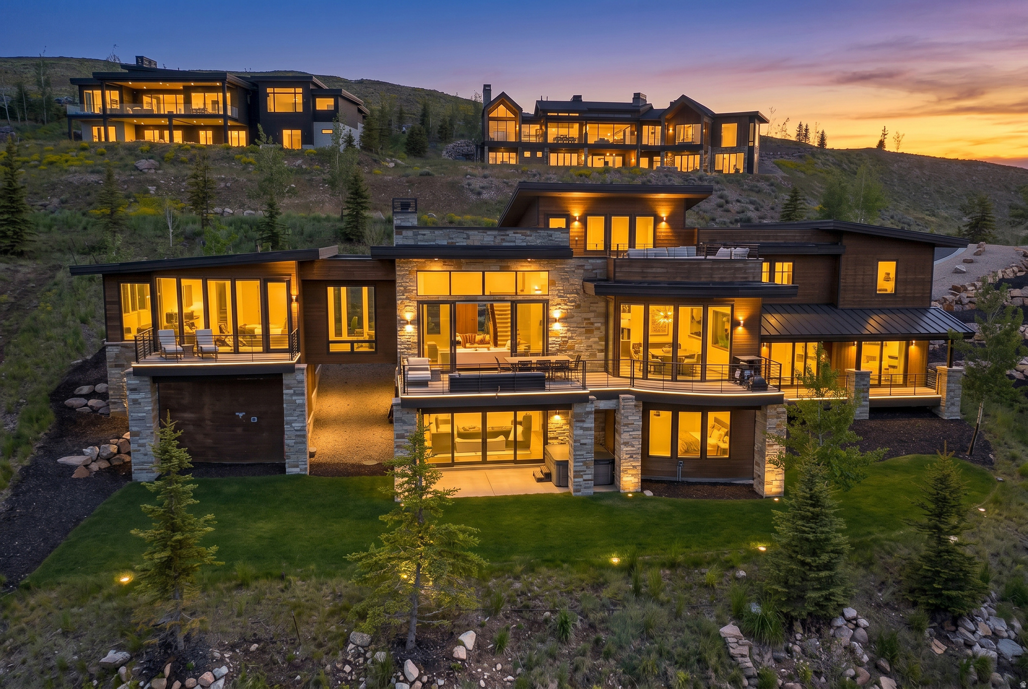 DEER VISTA - Residential