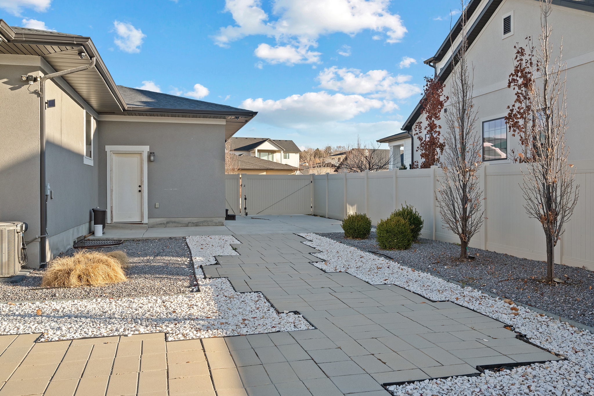 FOX LANDING - Residential