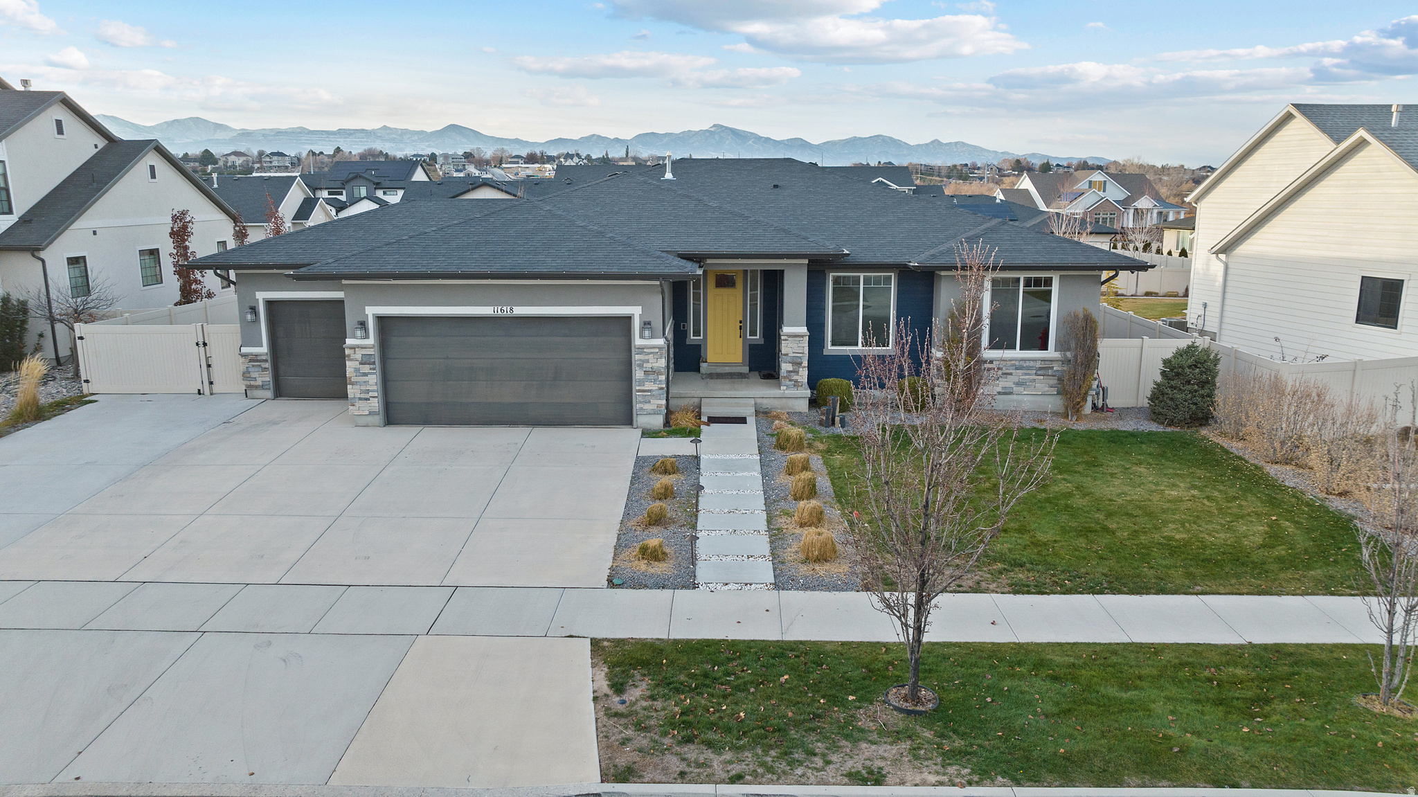 FOX LANDING - Residential