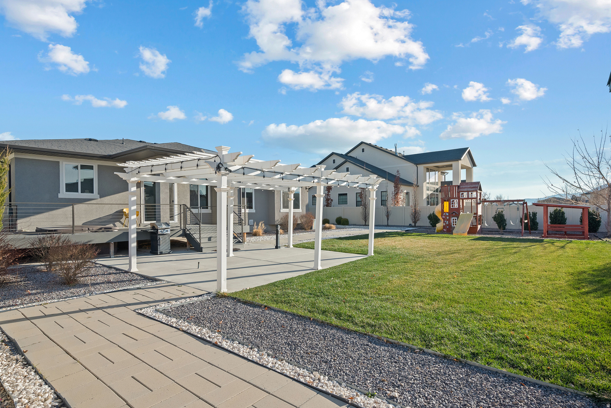 FOX LANDING - Residential