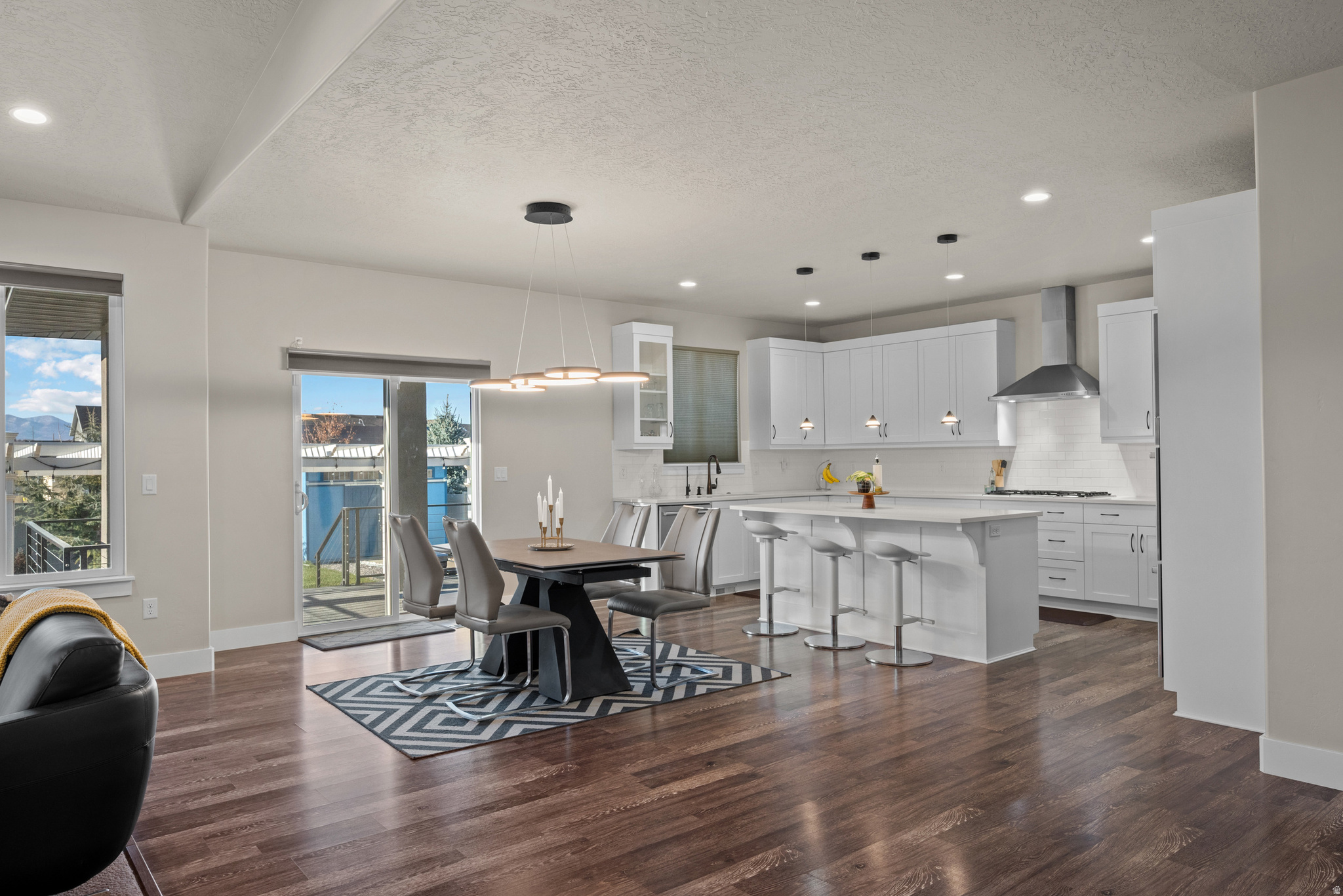 FOX LANDING - Residential