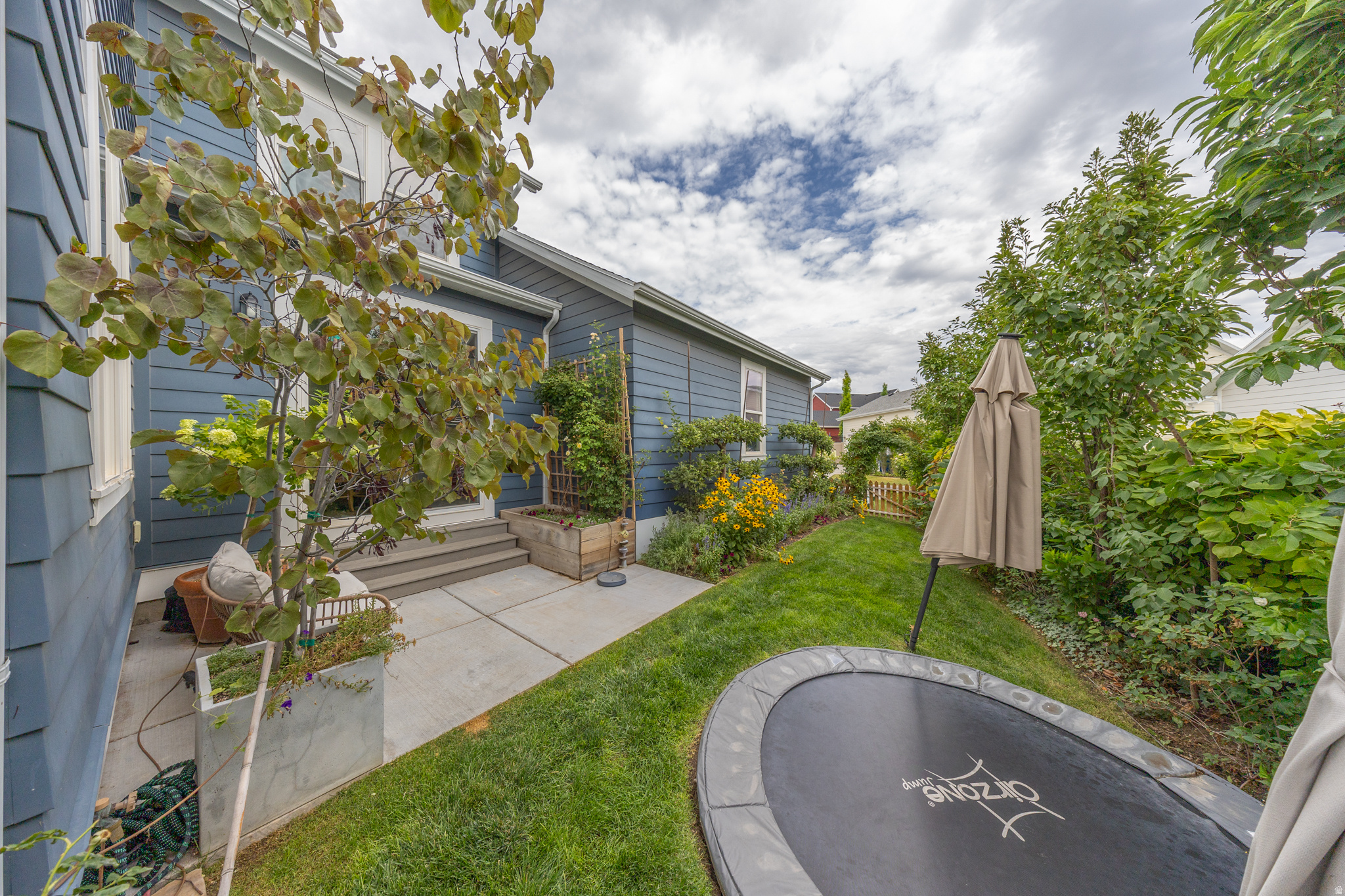 HILL FARMS - Residential