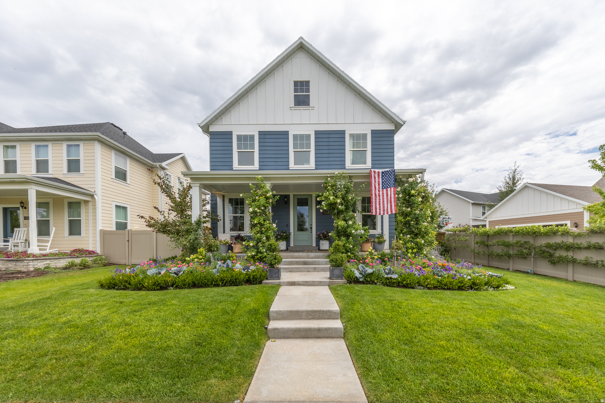 HILL FARMS - Residential