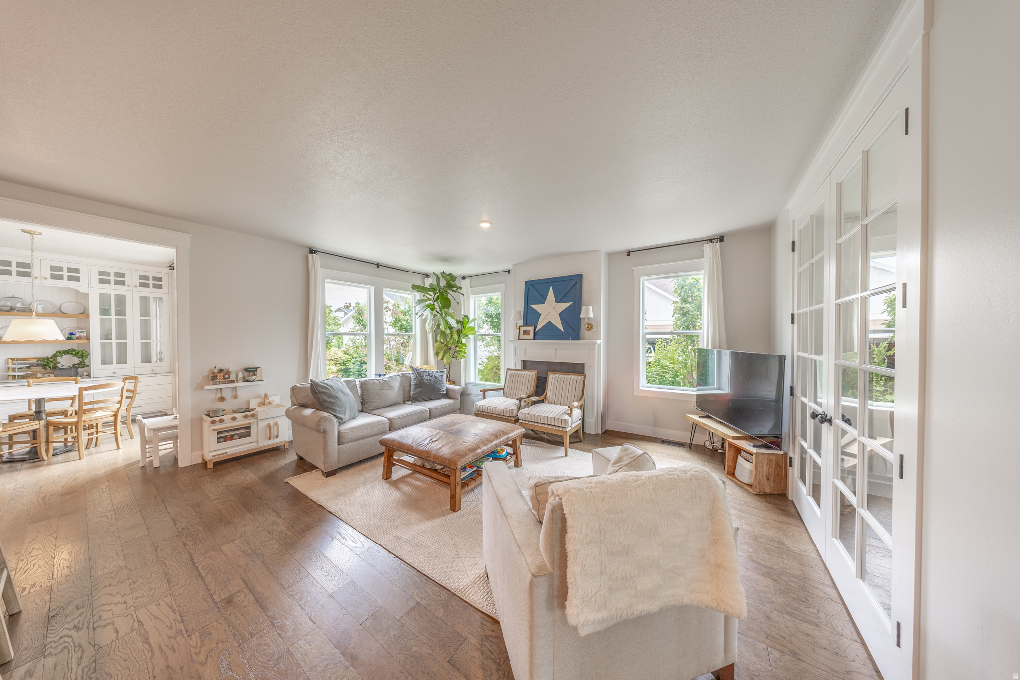 HILL FARMS - Residential