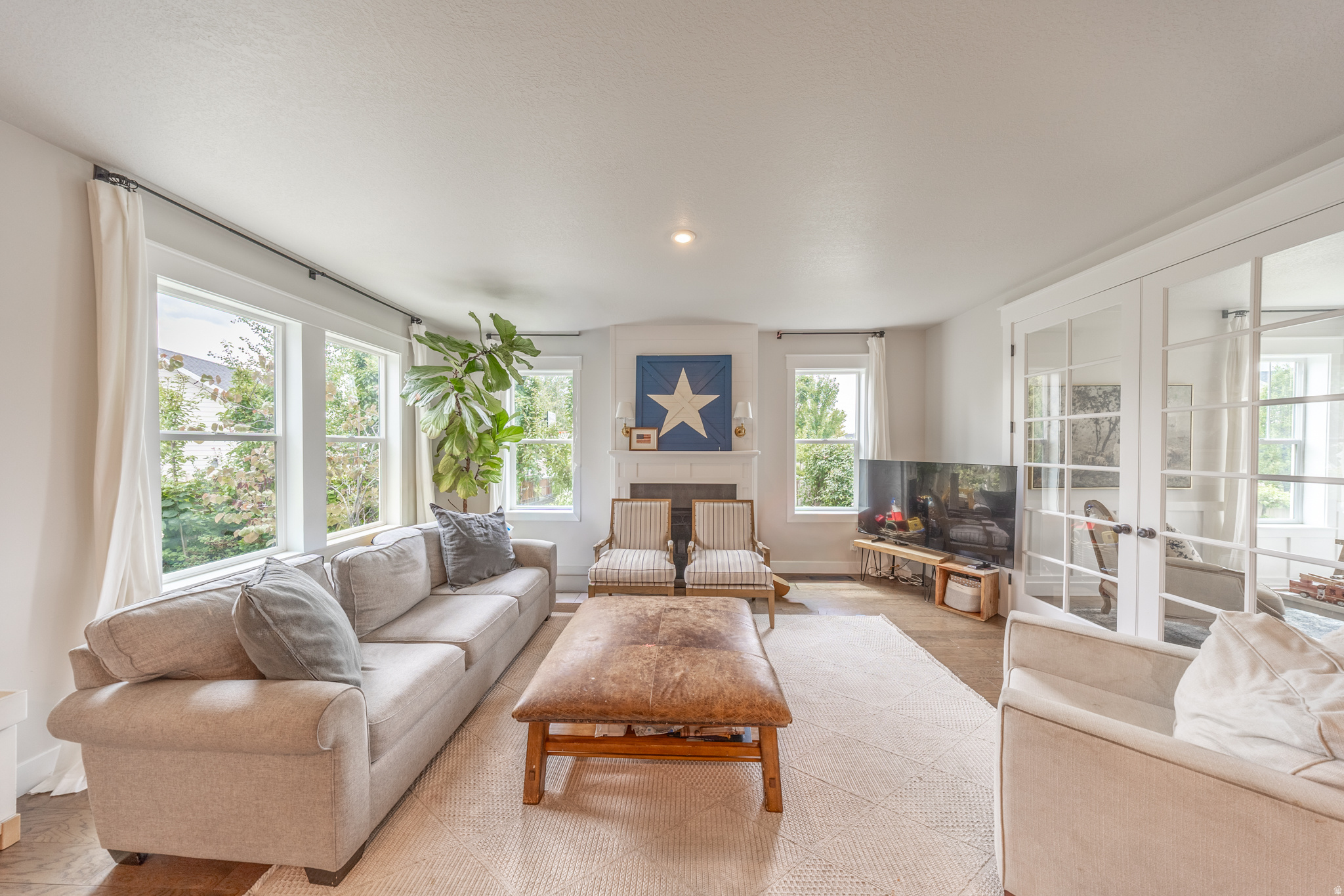 HILL FARMS - Residential