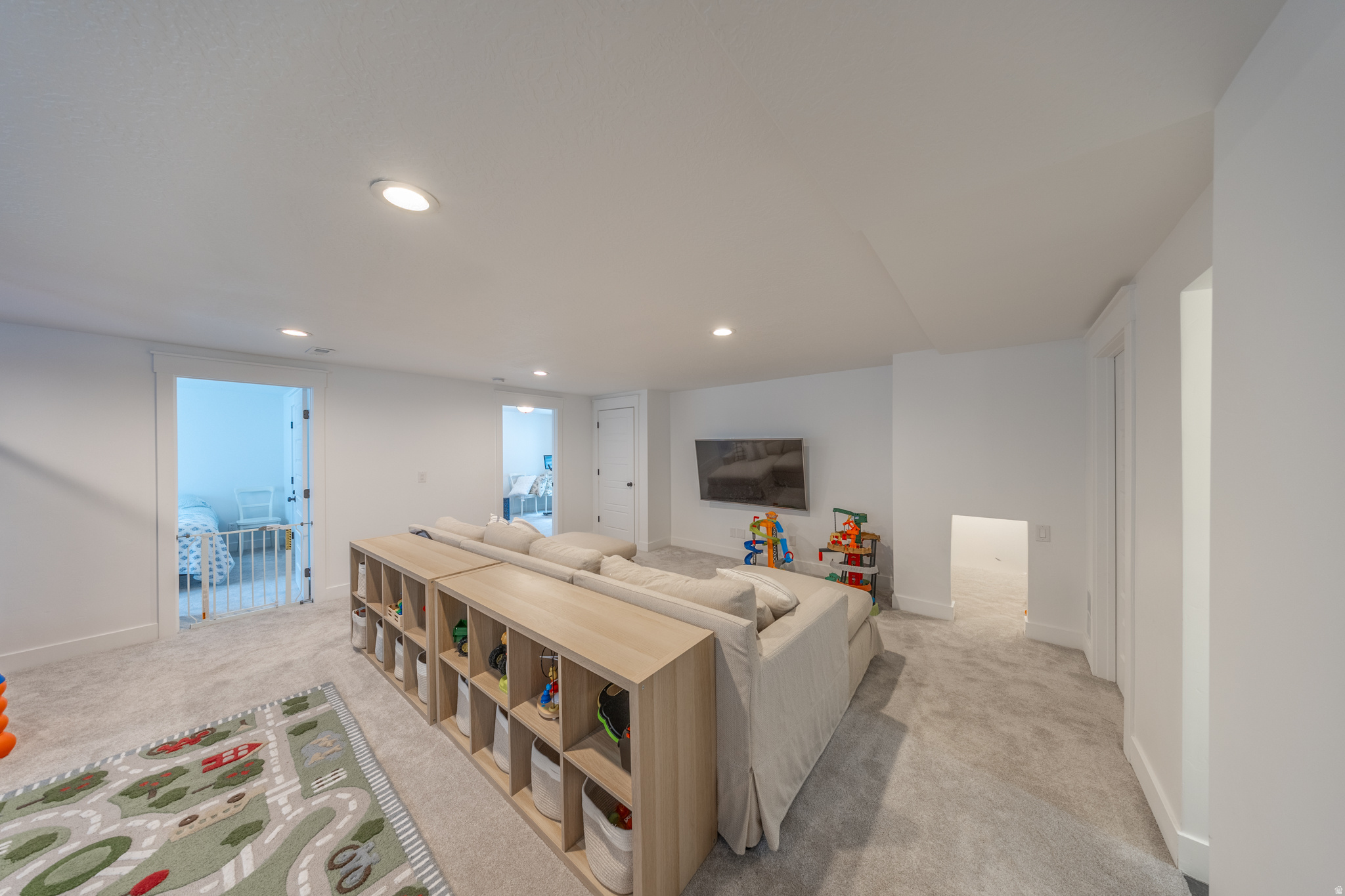 HILL FARMS - Residential