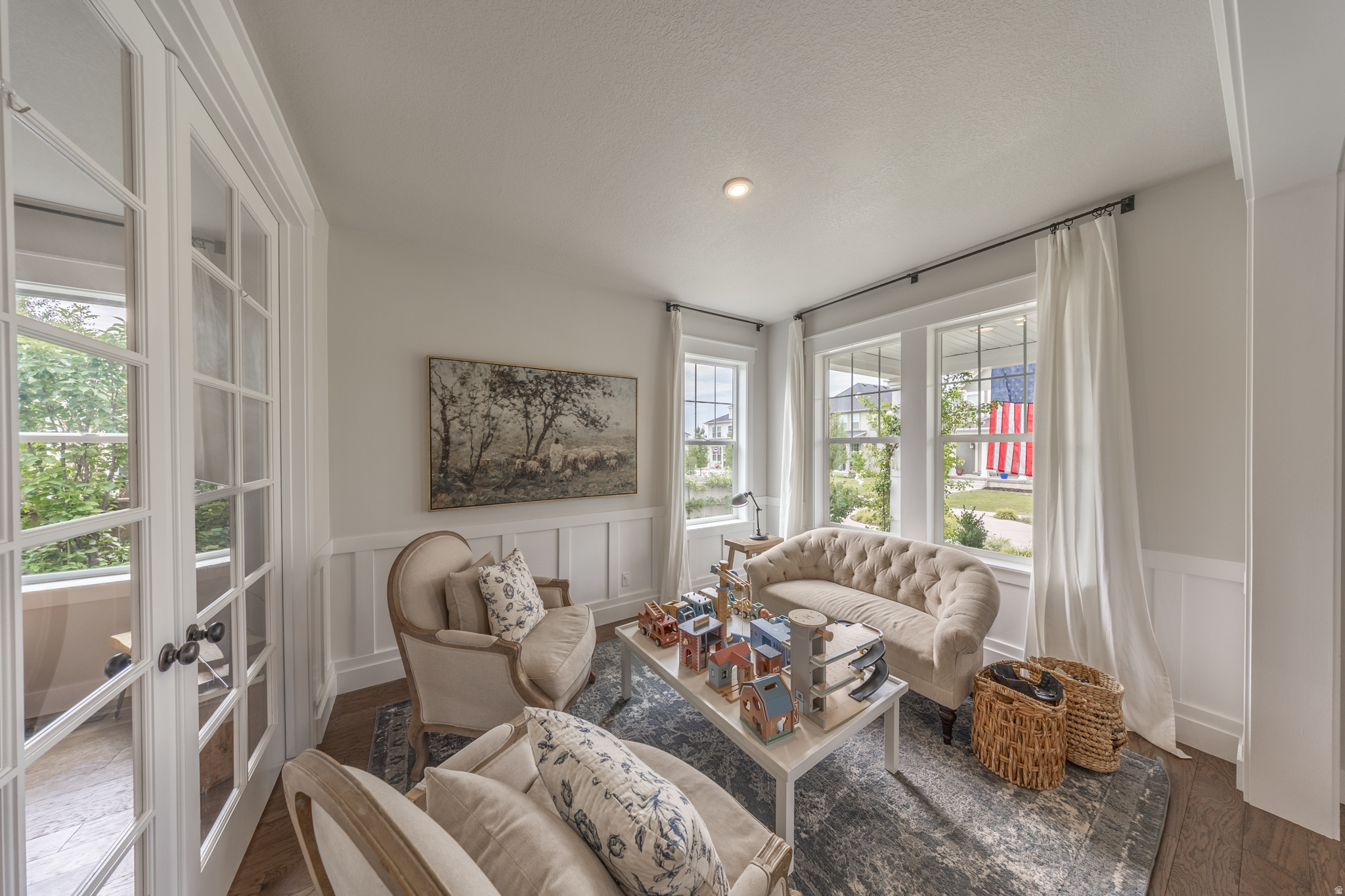 HILL FARMS - Residential
