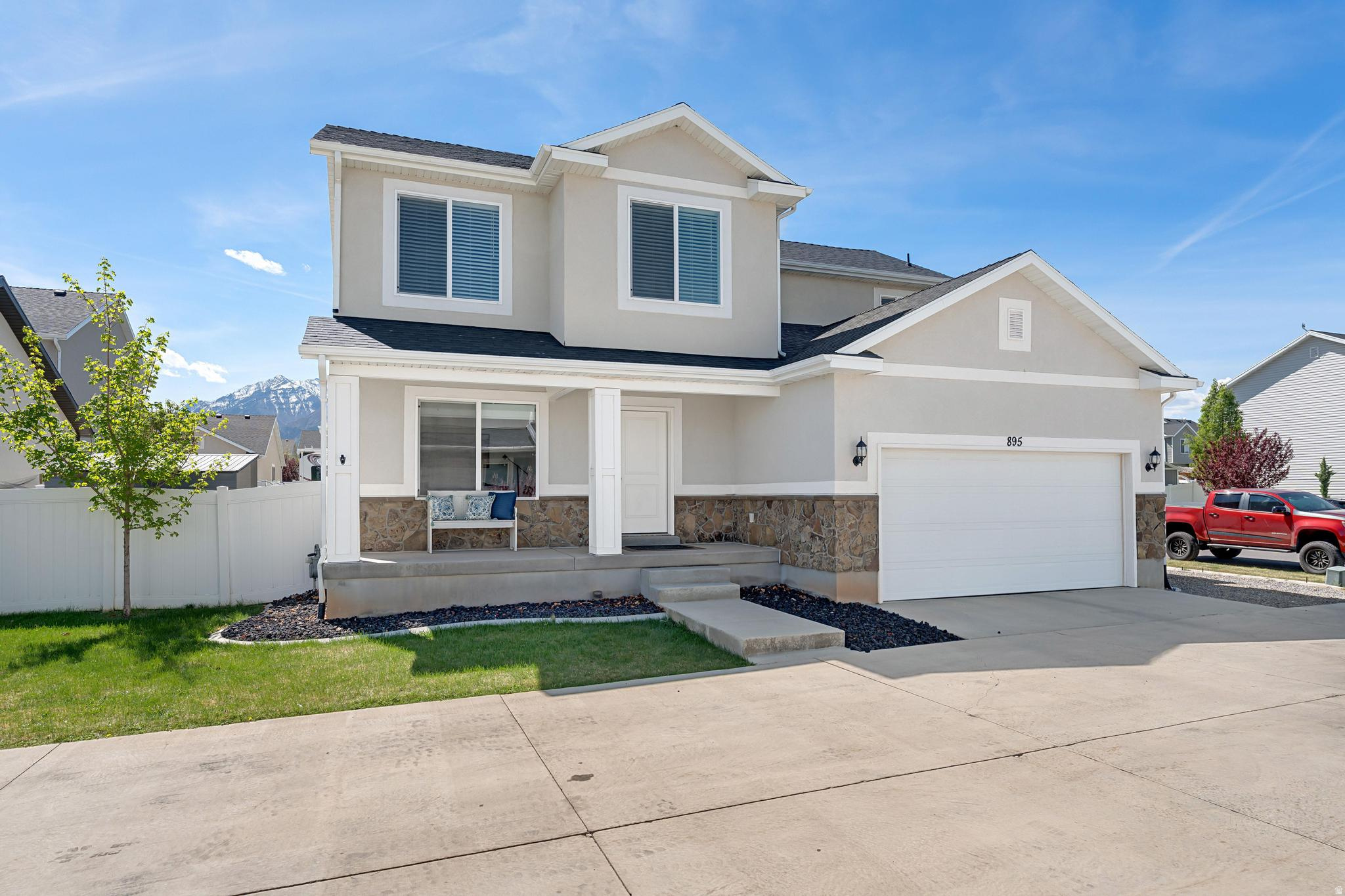 APPLE HOLLOW - Residential