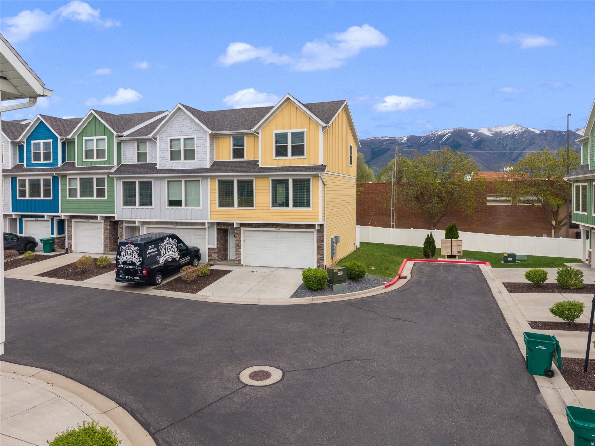 THE RIDGE KNIGHTS CO - Residential