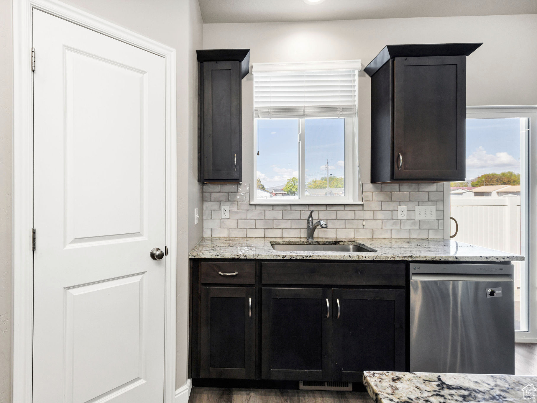 ASPEN RIDGES - Residential