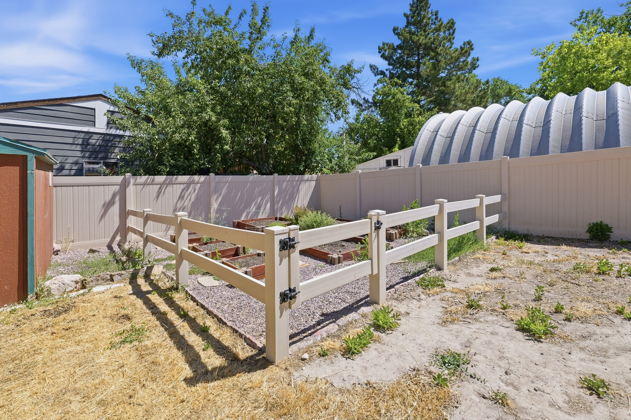 VALLEY DOWN #8 - Residential