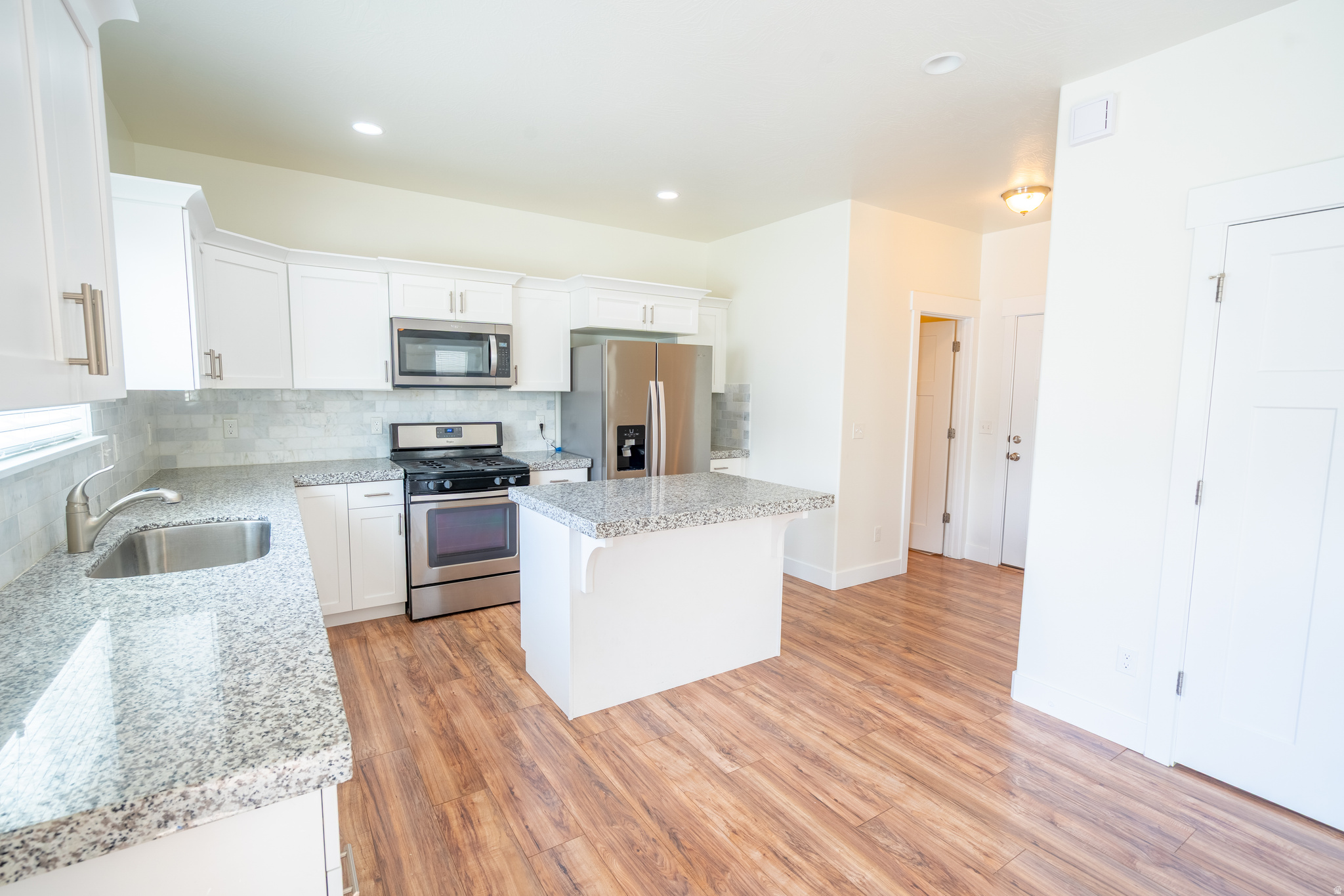 BRIDGEPORT AT WATERS EDGE - Residential
