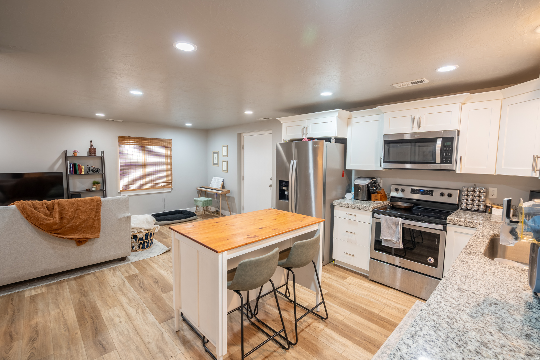 BRIDGEPORT AT WATERS EDGE - Residential