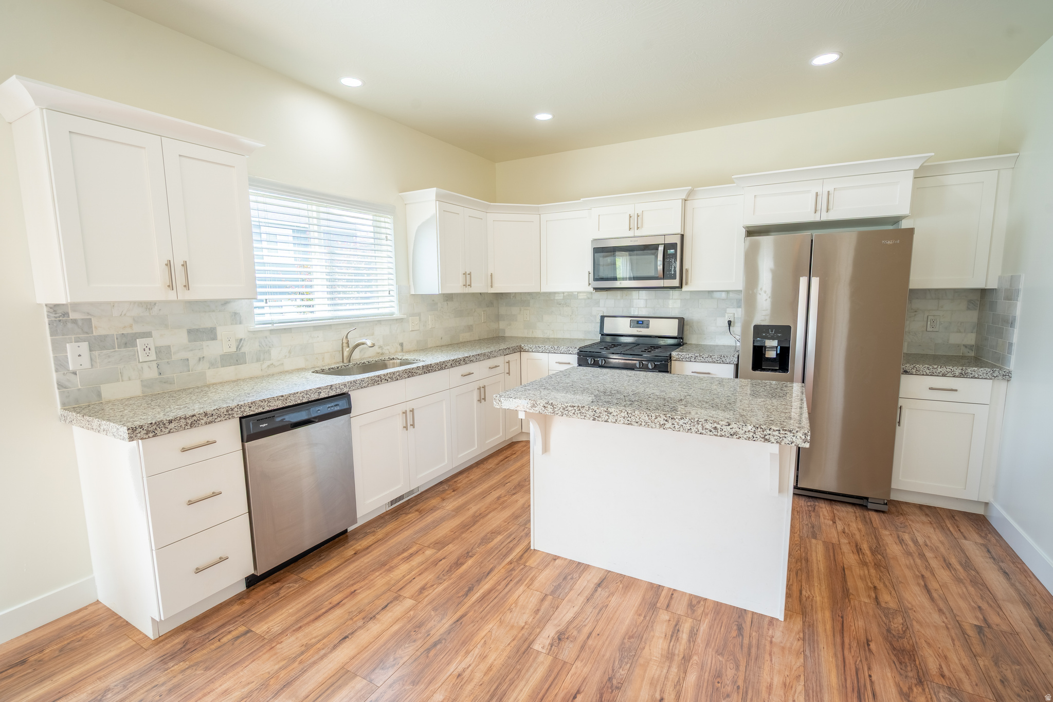 BRIDGEPORT AT WATERS EDGE - Residential