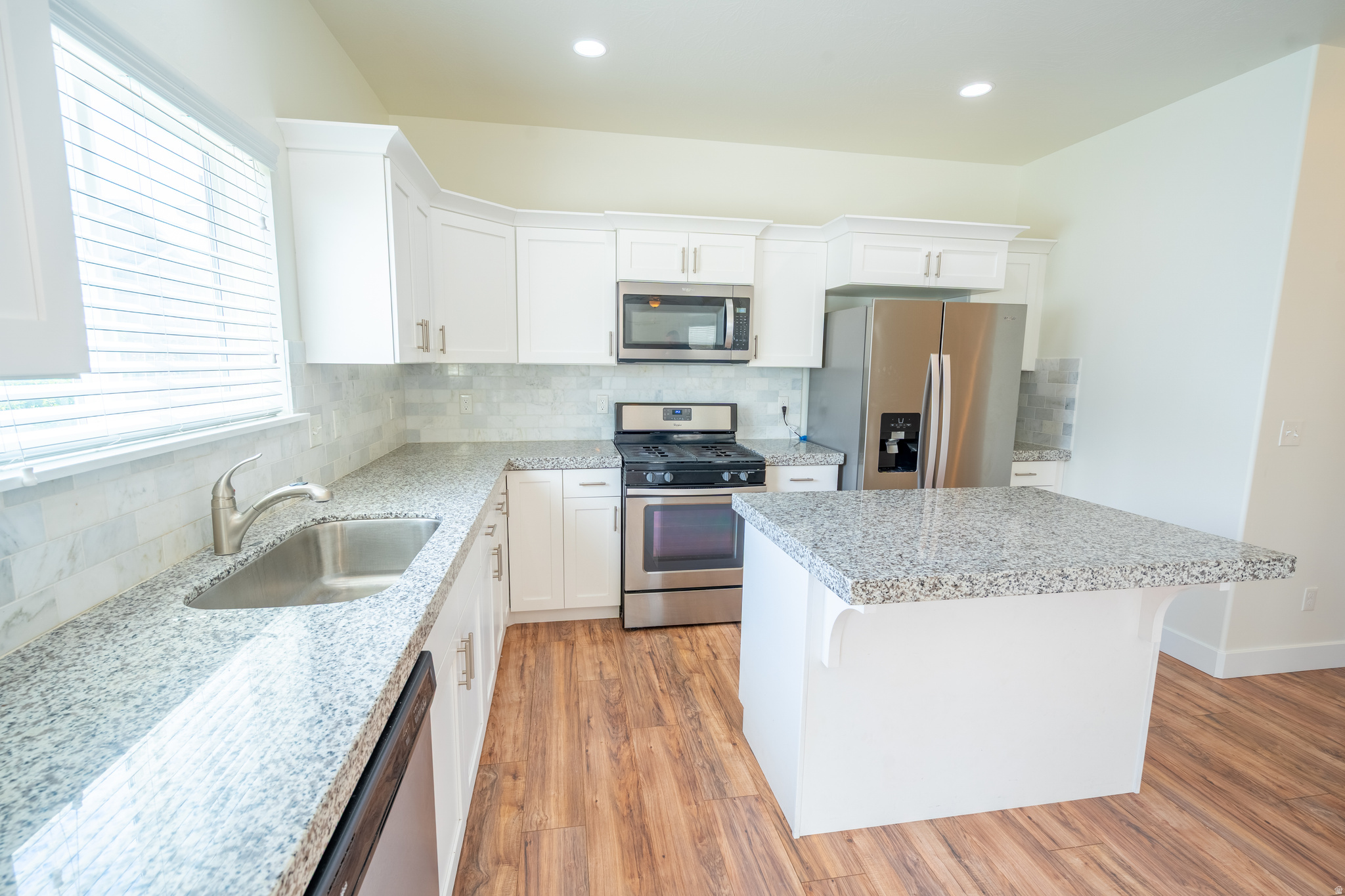 BRIDGEPORT AT WATERS EDGE - Residential