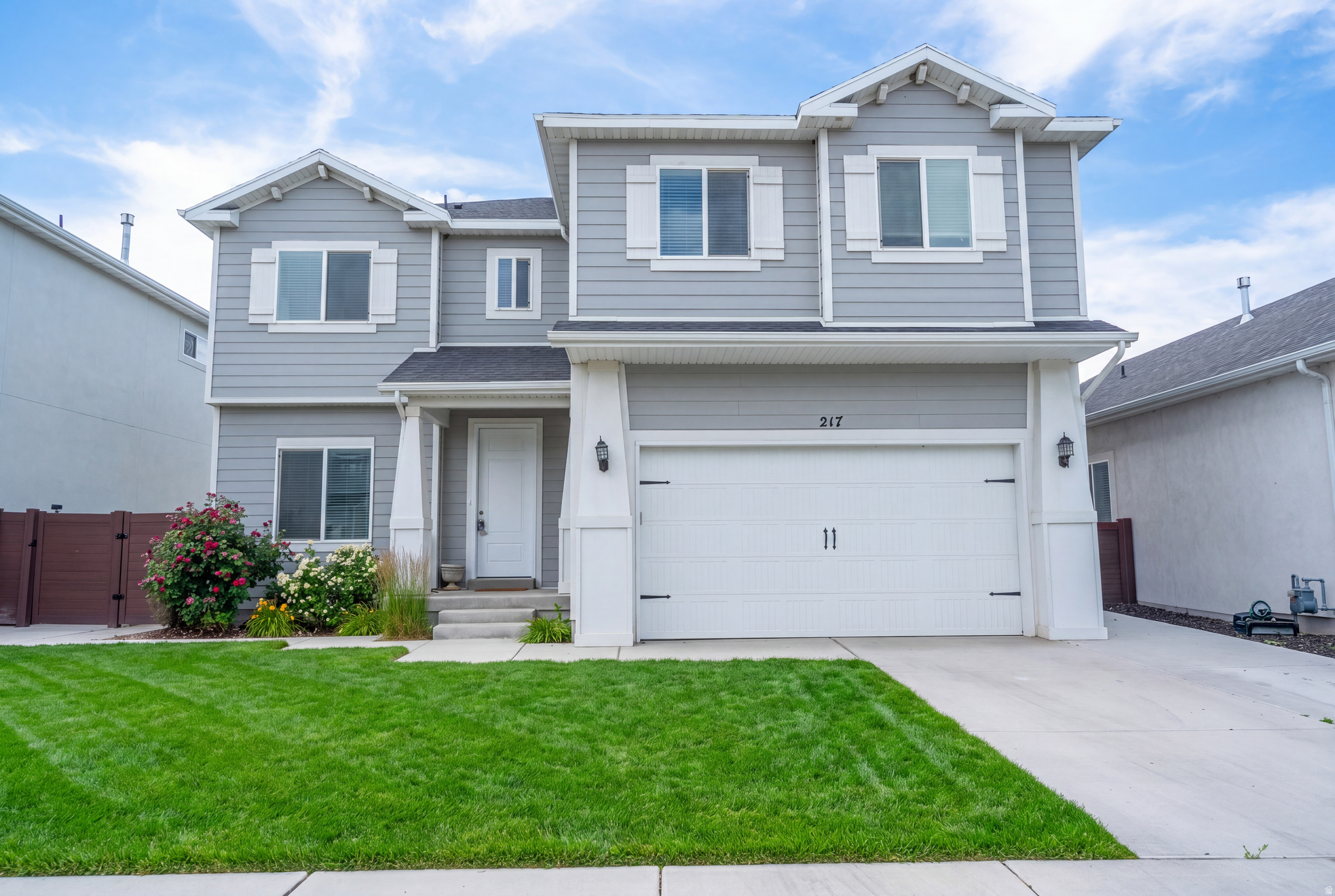 BRIDGEPORT AT WATERS EDGE - Residential