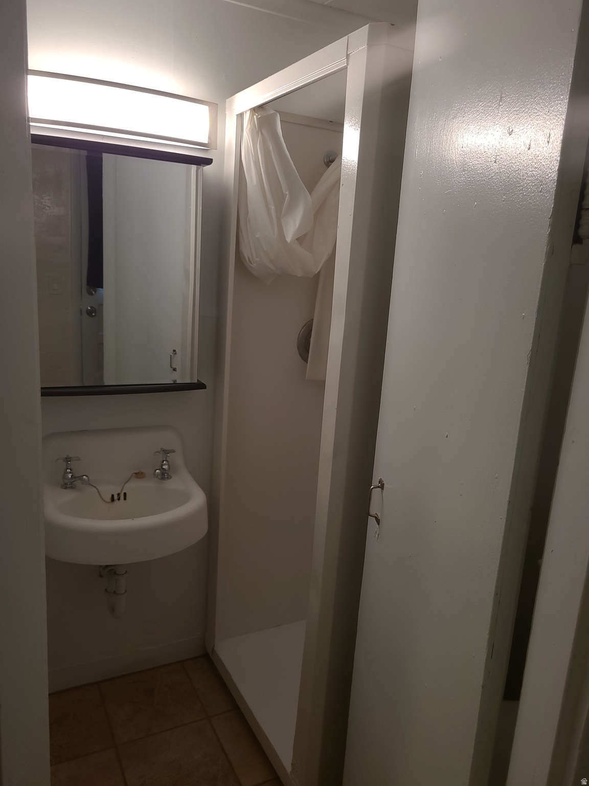 LOGAN CITY - Residential