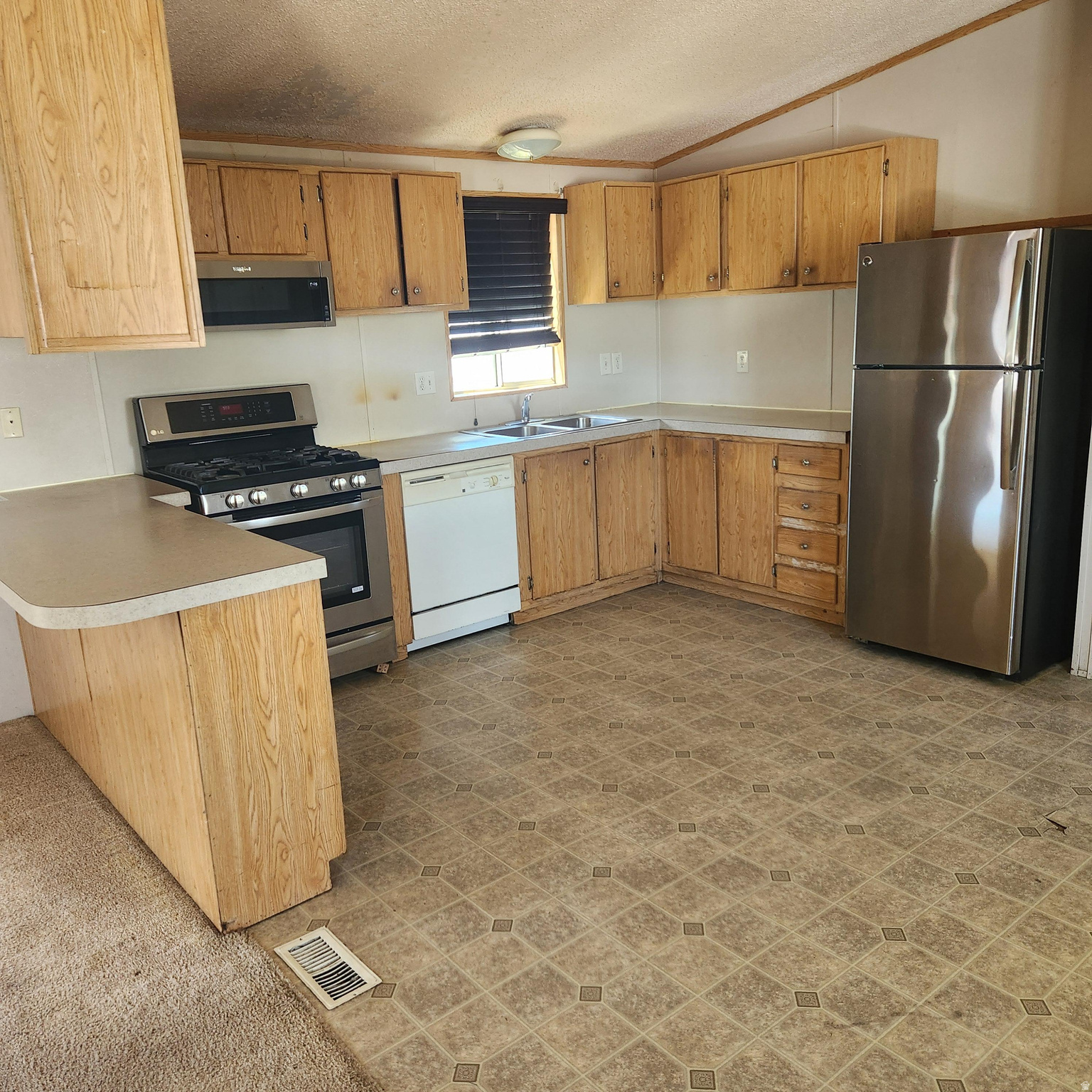 SUNSET VISTA PARK - Residential