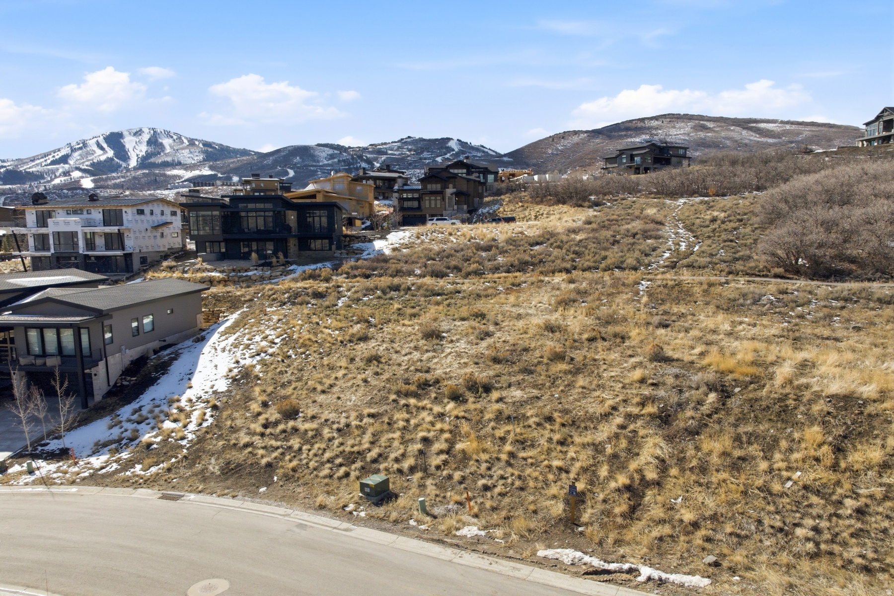 SKYRIDGE SUBDIVISION - Land