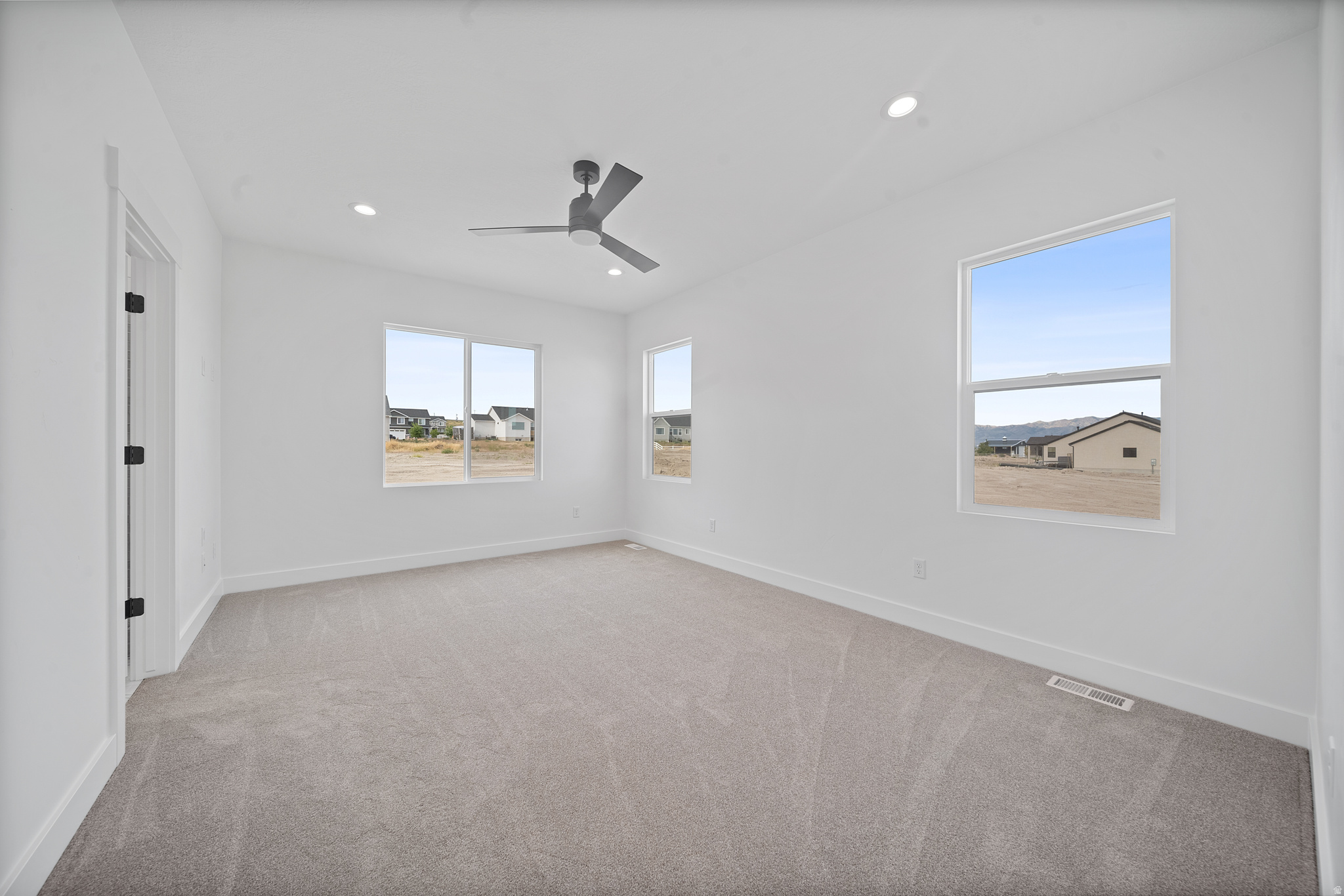 SUNSET ACRES - Residential