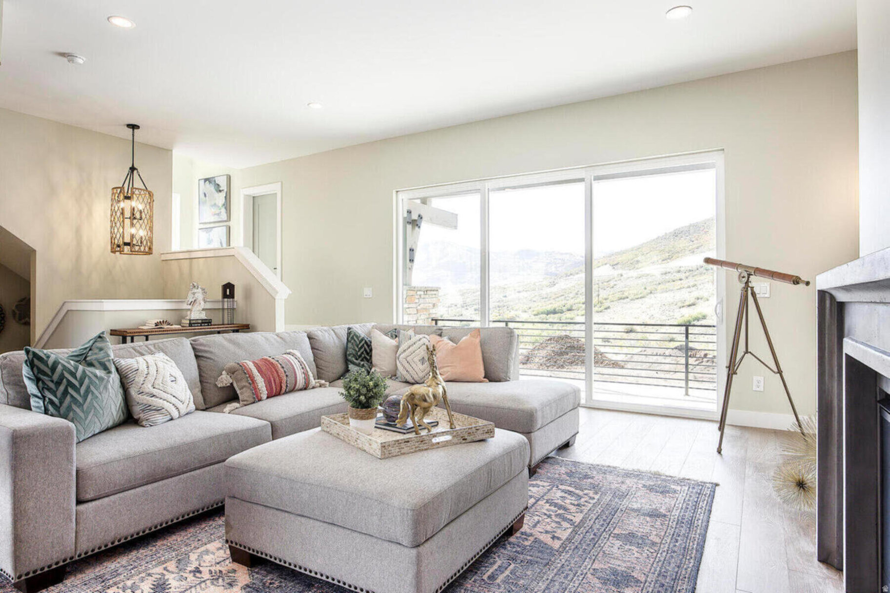 DEER SPRINGS - Residential