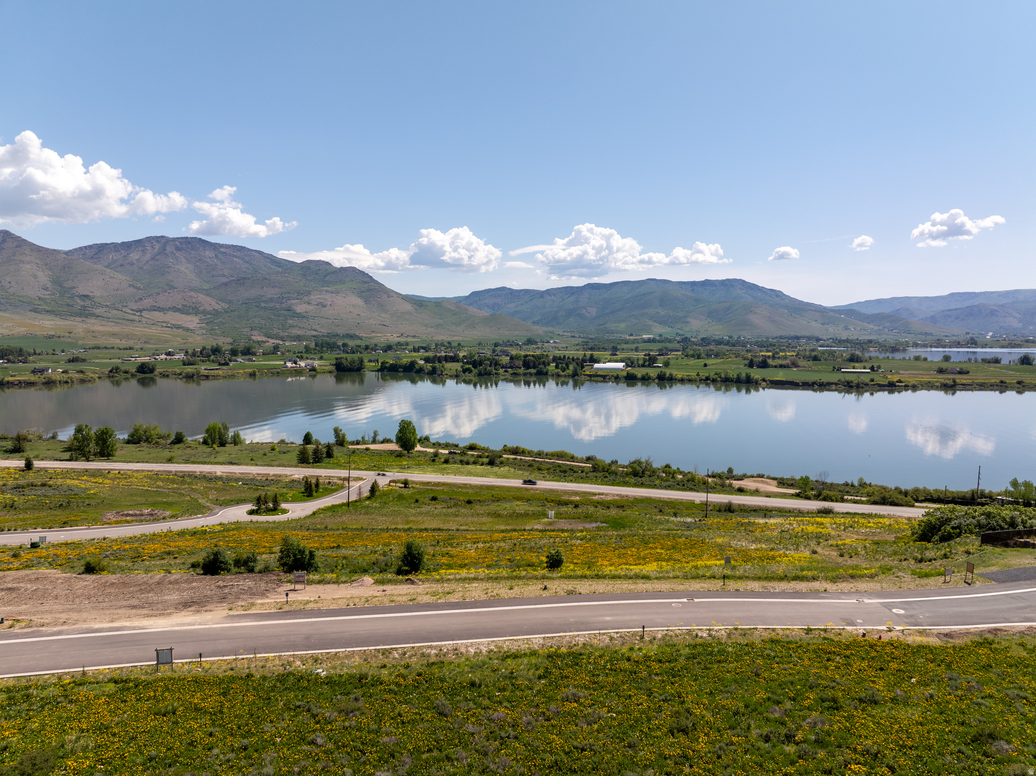PINEVIEW OVERLOOK - Land