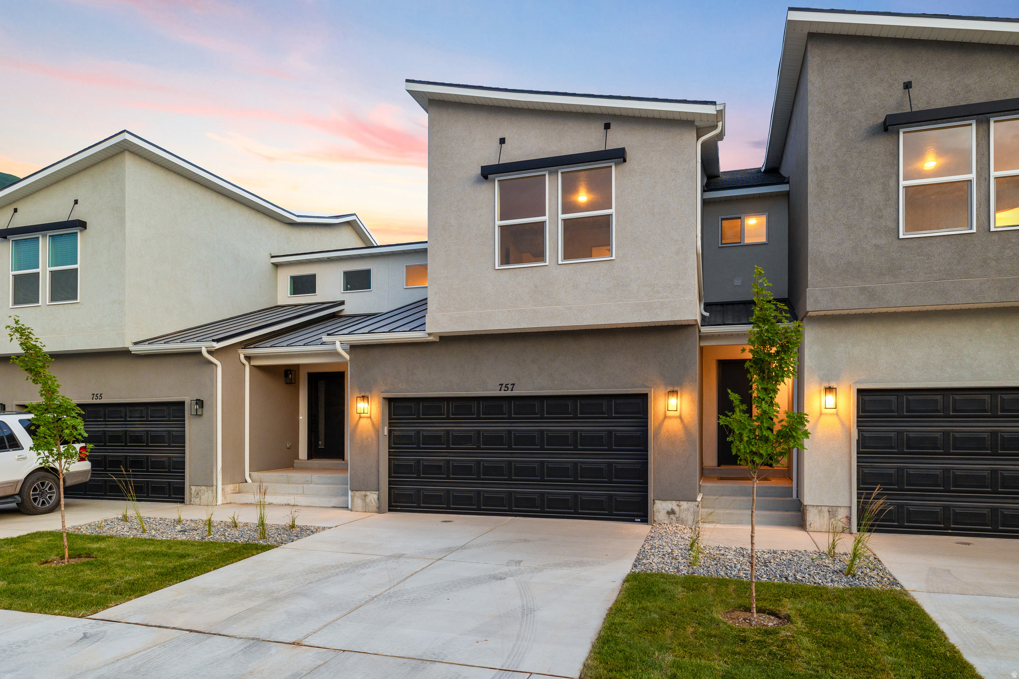 MAPLETON VILLAGE TOWNHOMES - Residential