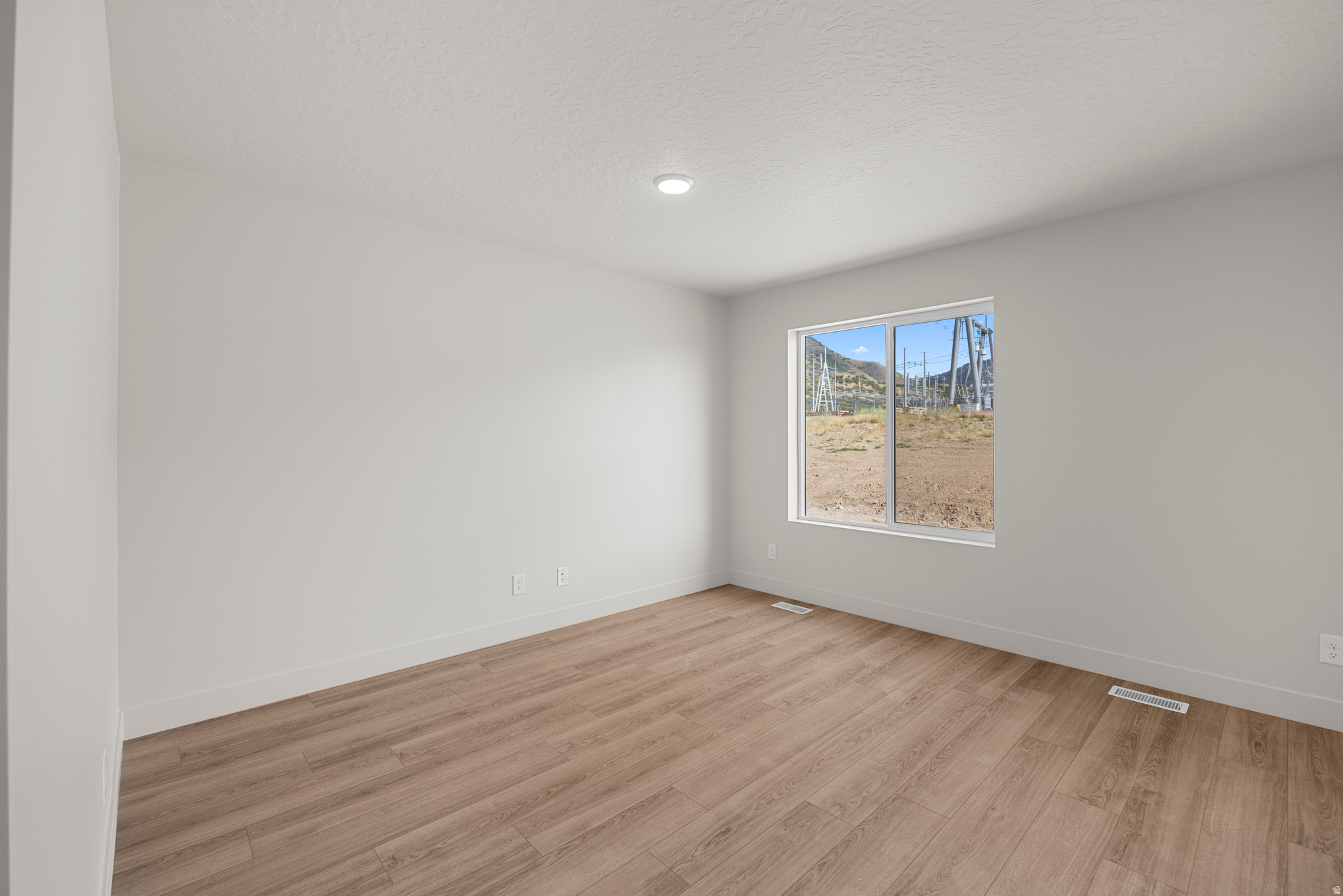 MAPLETON VILLAGE TOWNHOMES - Residential