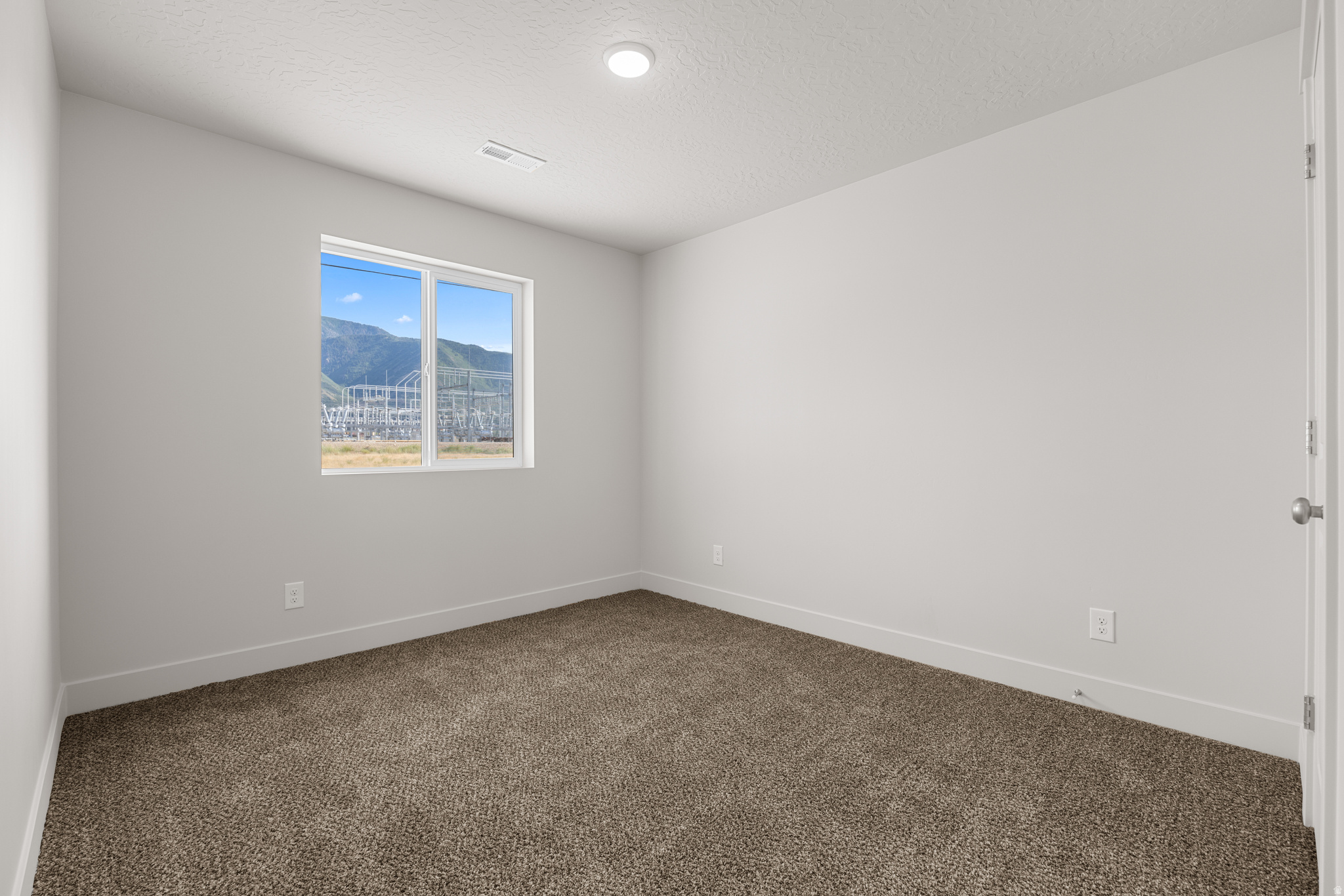 MAPLETON VILLAGE TOWNHOMES - Residential