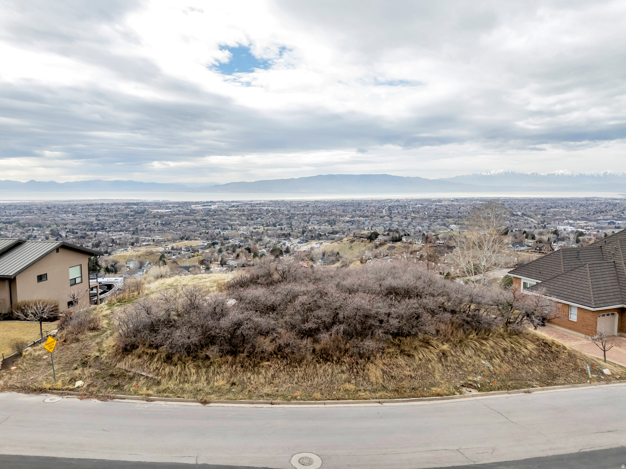 SHERWOOD HILLS - Land
