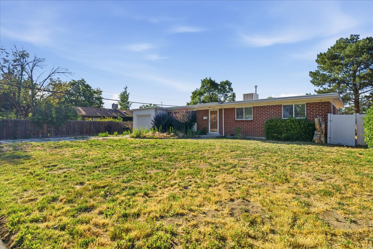 AUBURN HEIGHTS - Residential