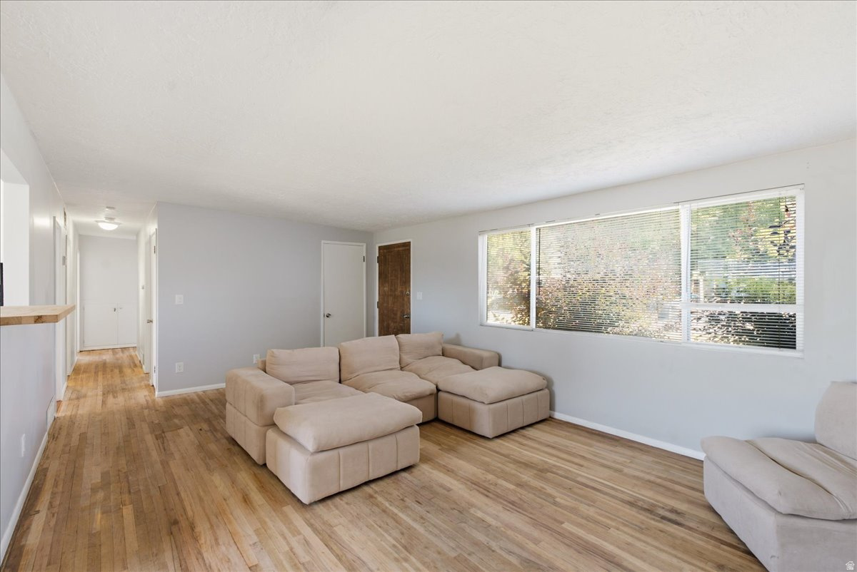 AUBURN HEIGHTS - Residential