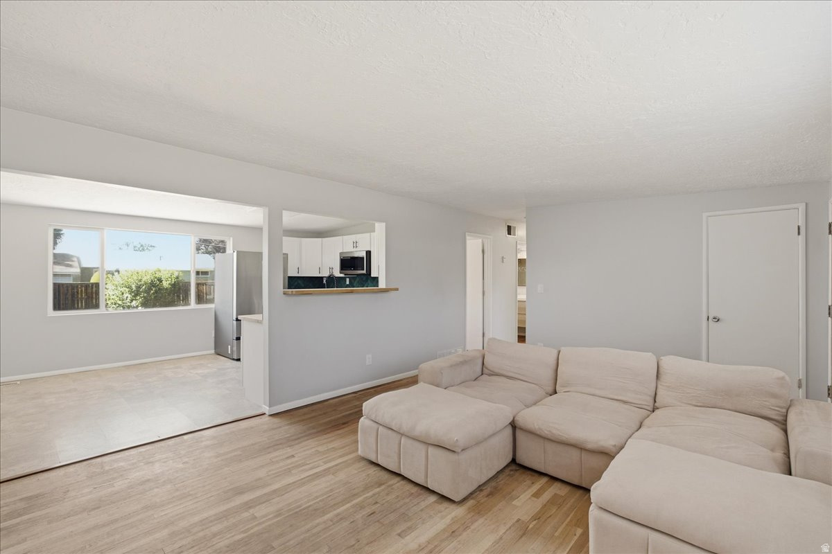 AUBURN HEIGHTS - Residential