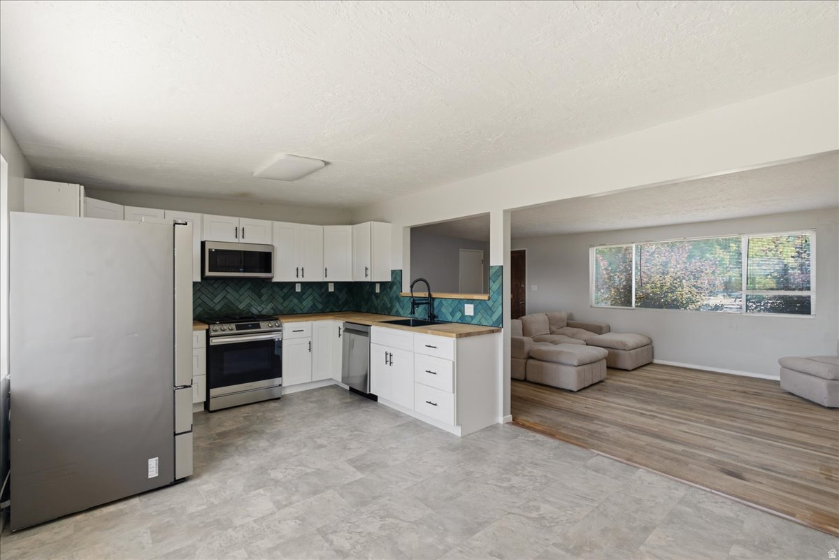 AUBURN HEIGHTS - Residential