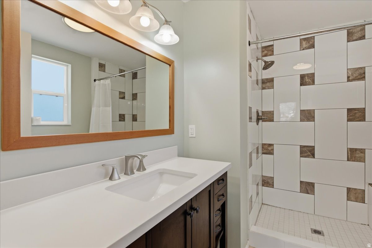 AUBURN HEIGHTS - Residential