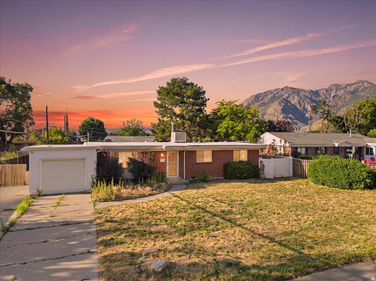 AUBURN HEIGHTS - Residential