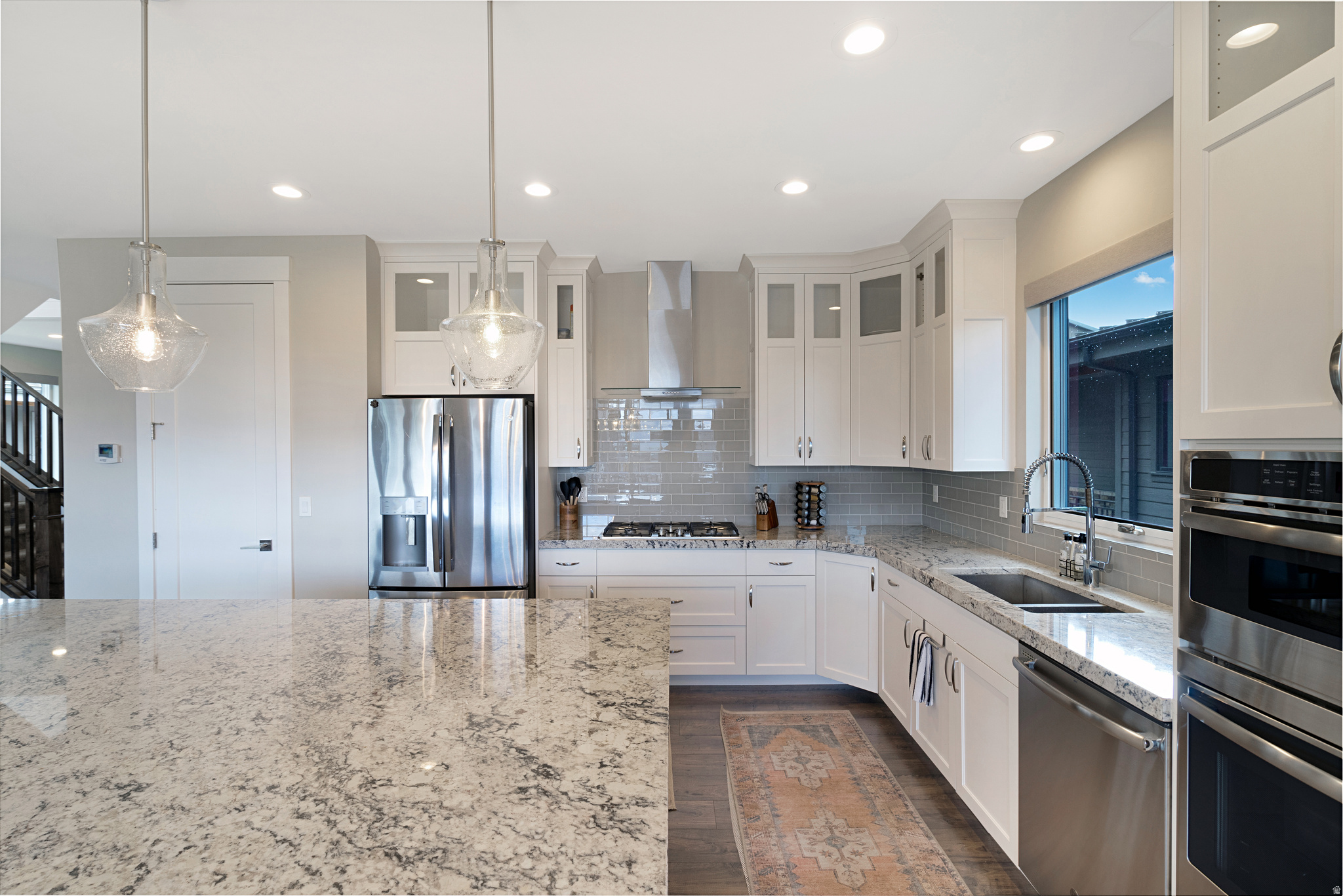 ESCAPES AT EDGEWATER - Residential