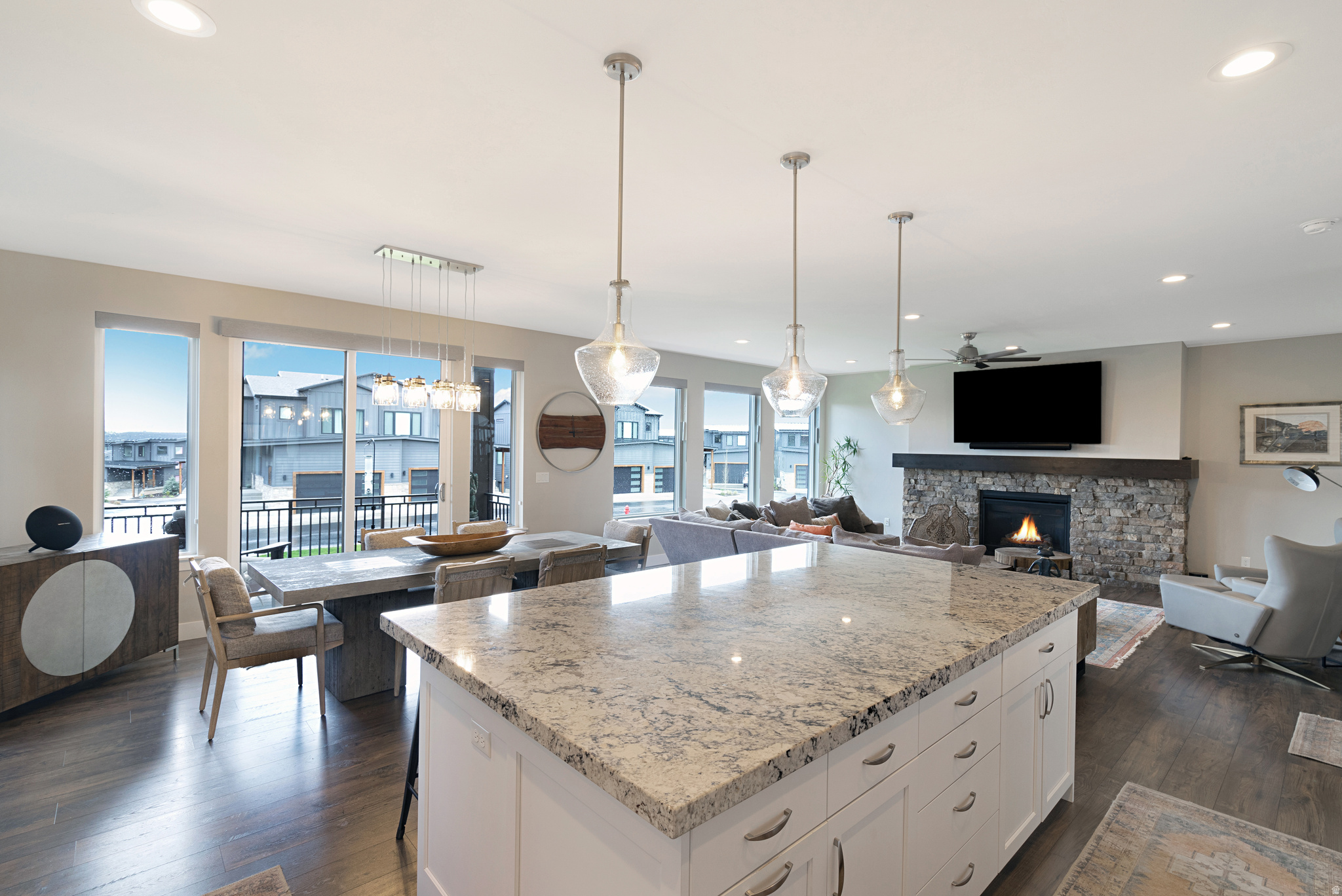 ESCAPES AT EDGEWATER - Residential